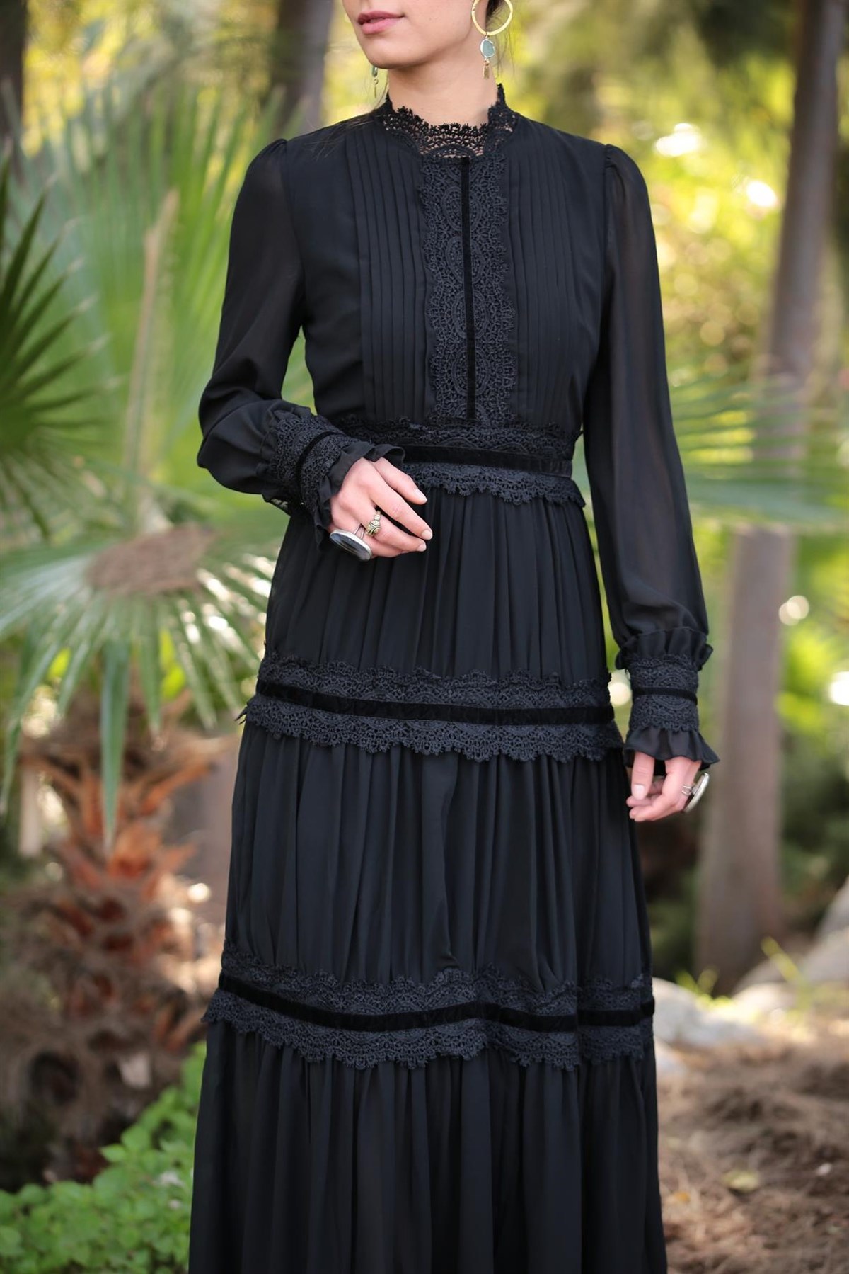 Siyah Pileli Güpür Detaylı Uzun Şık Elbise - Şaman Butik - Bohem Giyim ve  Aksesuar | Kadın & Erkek