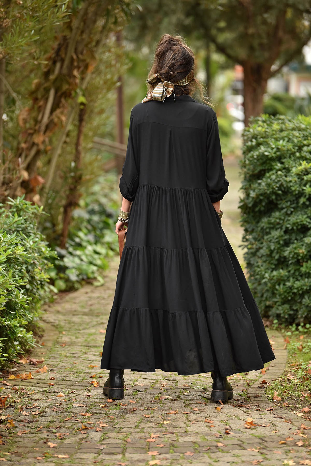 Siyah Arkası Pileli Önü Full Düğmeli Gömlek Elbise - Şaman Butik - Bohem  Giyim ve Aksesuar | Kadın & Erkek