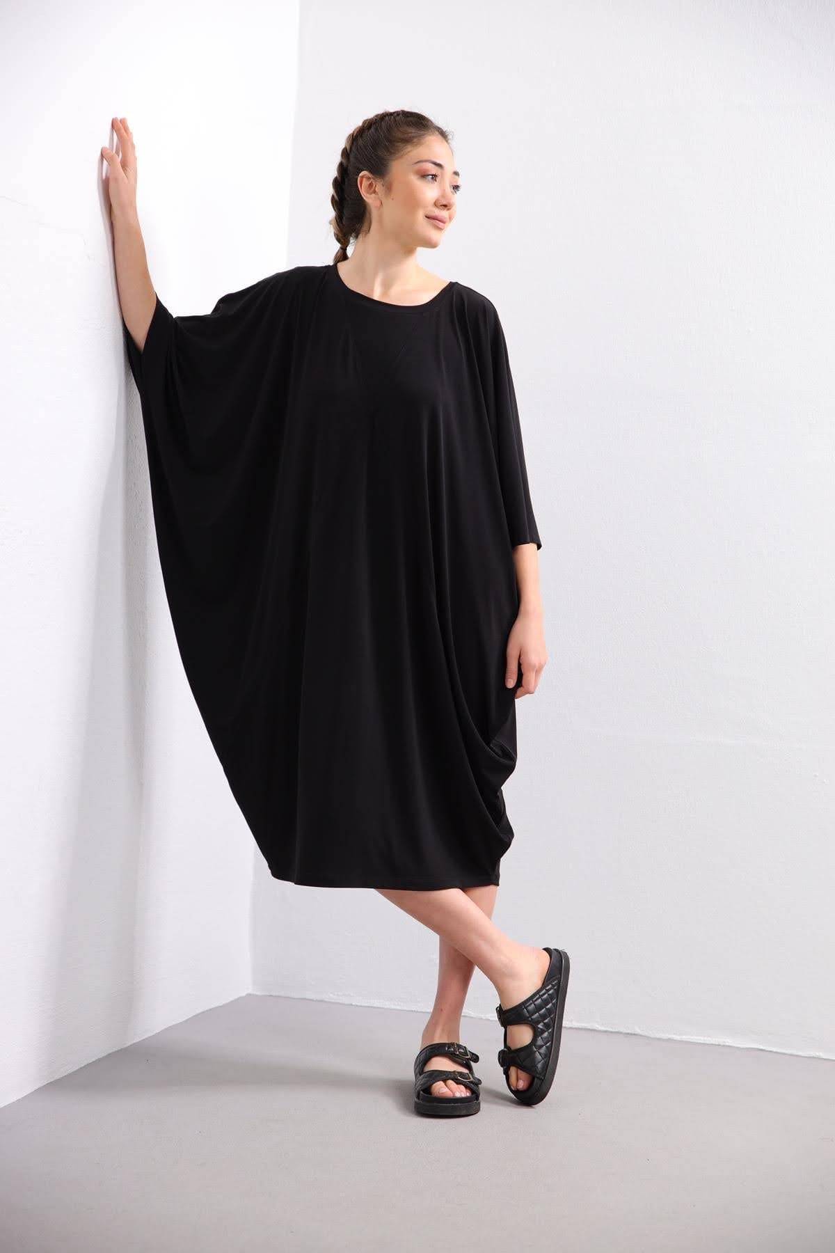  Siyah Önü Çapraz Dikiş Detaylı Yarasa Kol Elbise