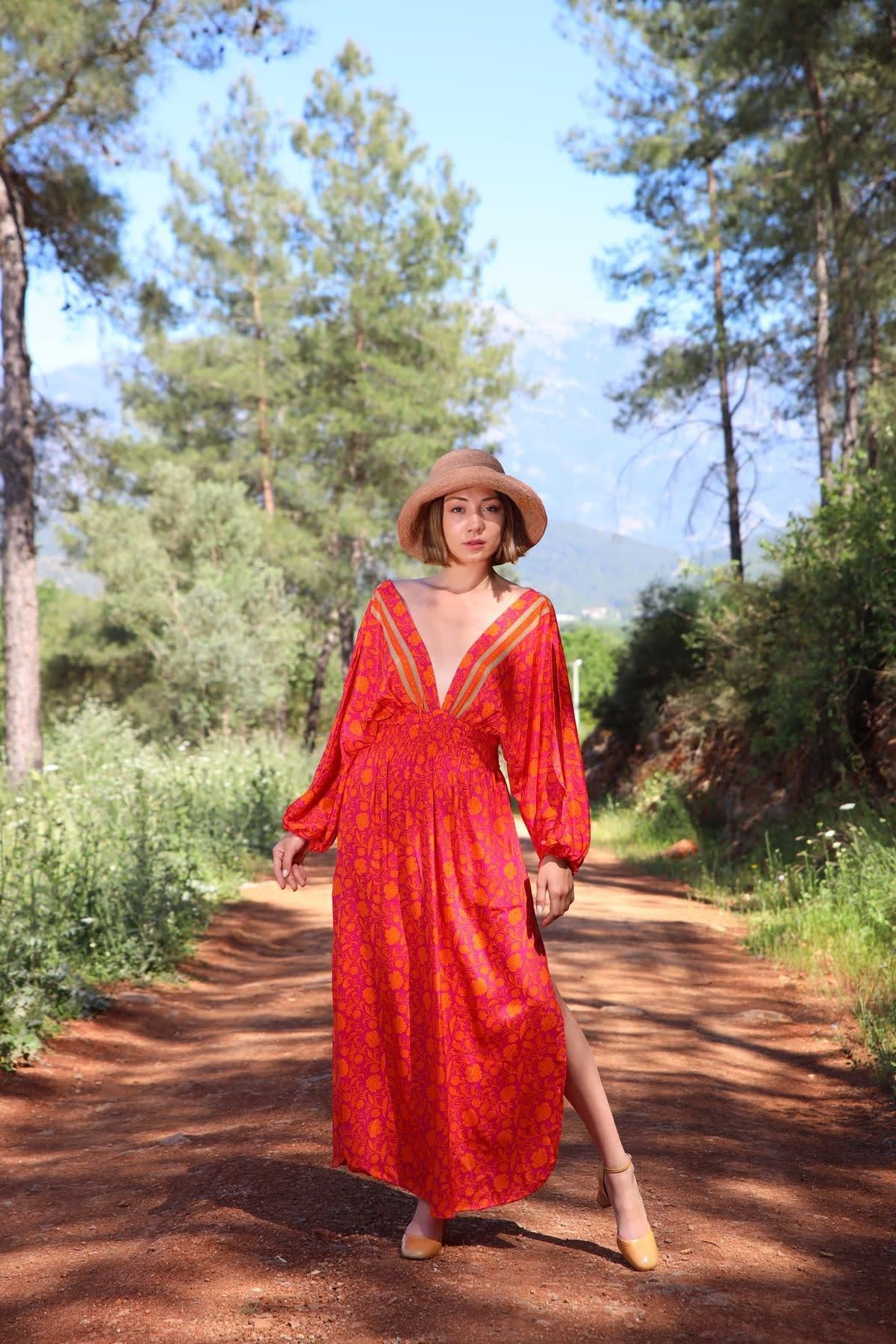 Turuncu Şal Desen Omzu Açık İpek Elbise - Şaman Butik Turuncu Şal Desen Omzu Açık İpek Elbise