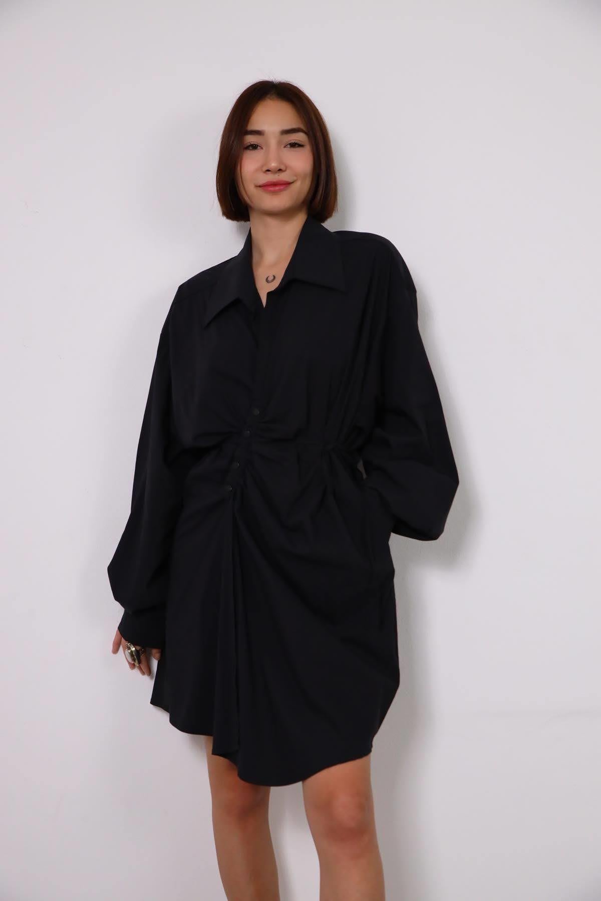 Siyah Büyük Yakalı Asimetrik Çıtçıtlı Elbise - Şaman Butik - Bohem Giyim ve Aksesuar | Kadın & Erkek Siyah Büyük Yakalı Asimetrik Çıtçıtlı Elbise