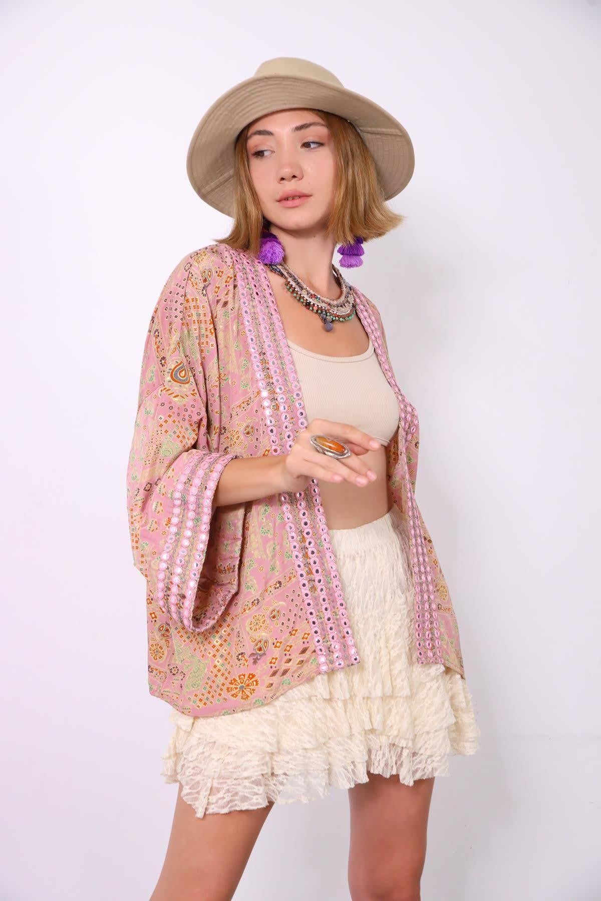 Gül Kurusu Aynalı İşlemeli Kısa Kimono - Şaman Butik Gül Kurusu Aynalı İşlemeli Kısa Kimono