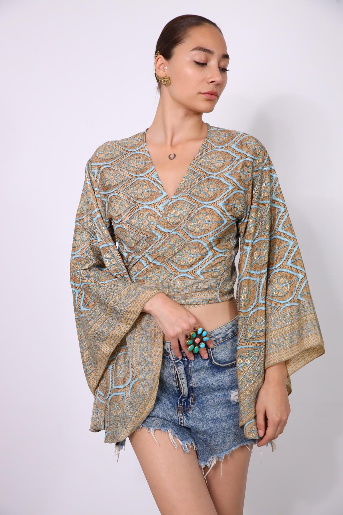 Gold Rengi Yarasa Kol İpek Bolero - Şaman Butik Gold Rengi Yarasa Kol İpek Bolero