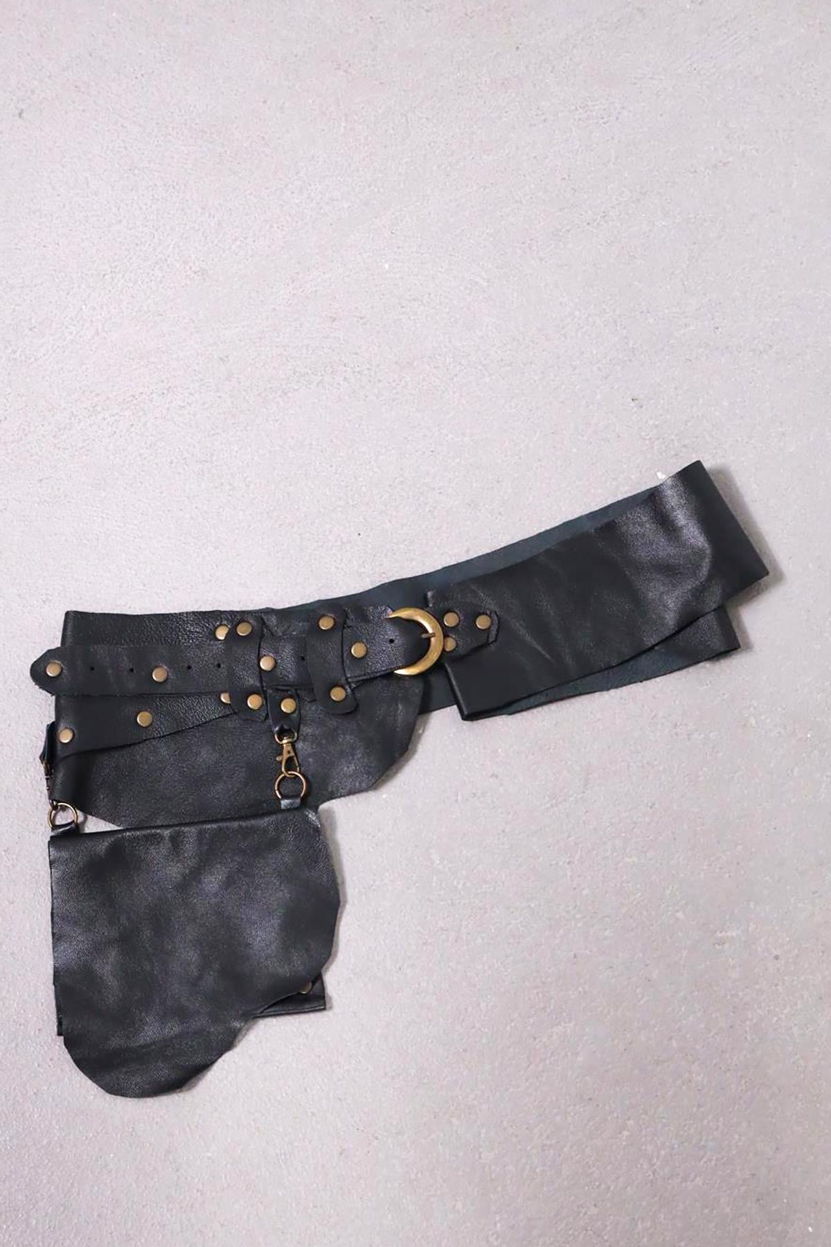 Siyah Cepli Deri Kemer - Şaman Butik Siyah Cepli Deri Kemer