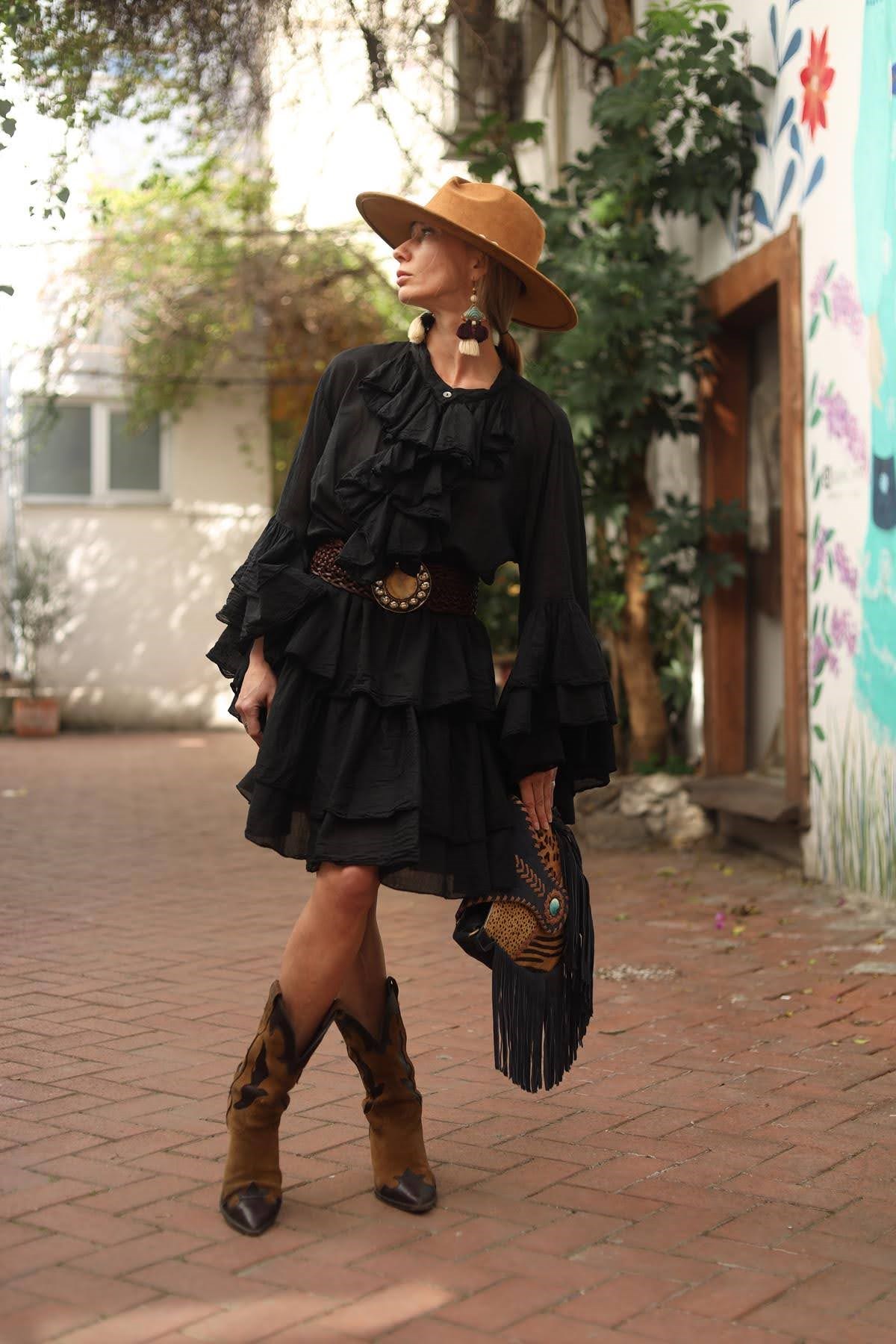 Siyah Fırfırlı İspanyol Kol Elbise