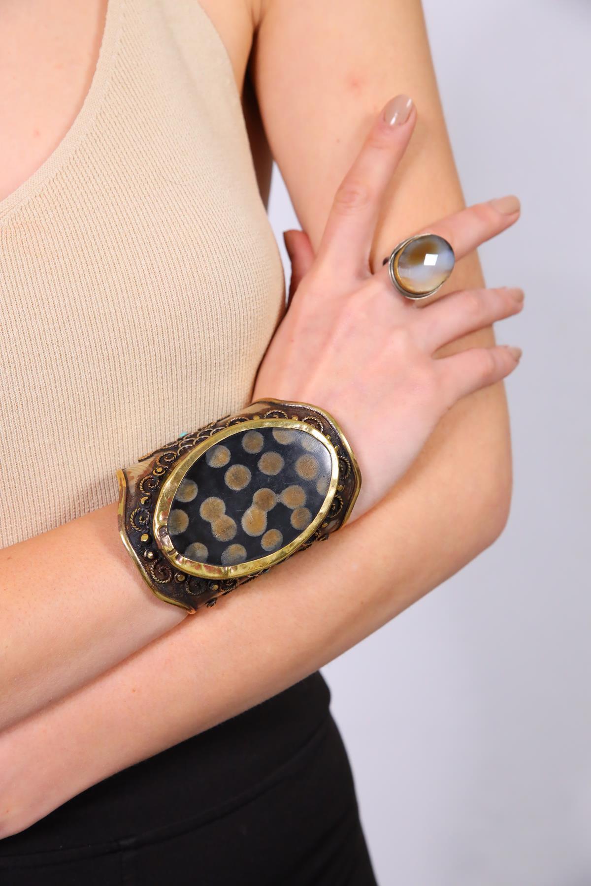 İşlemeli Antik Tasarım Bileklik - Şaman Butik İşlemeli Antik Tasarım Bileklik