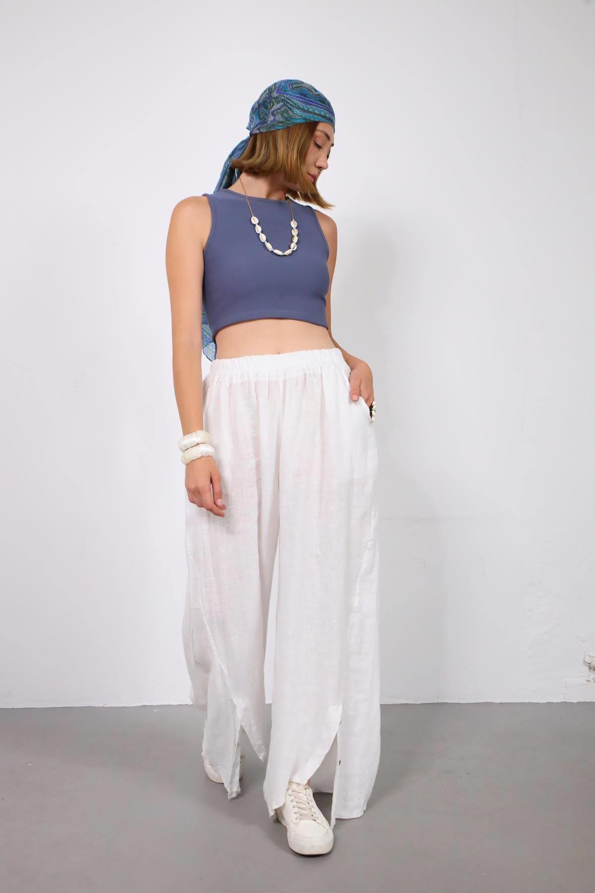 Beyaz Paçası Düğme Detaylı Beli Lastikli Pantolon - Şaman Butik Beyaz Paçası Düğme Detaylı Beli Lastikli Pantolon