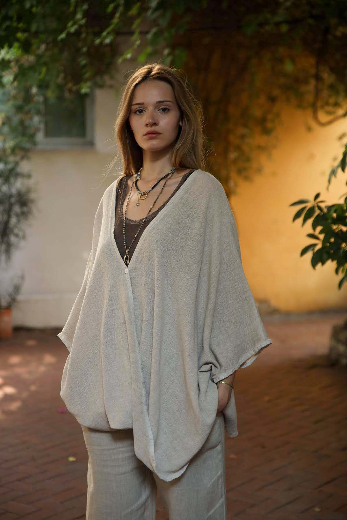 Krem Rengi Tek Düğmeli Soft Keten Judith Bluz