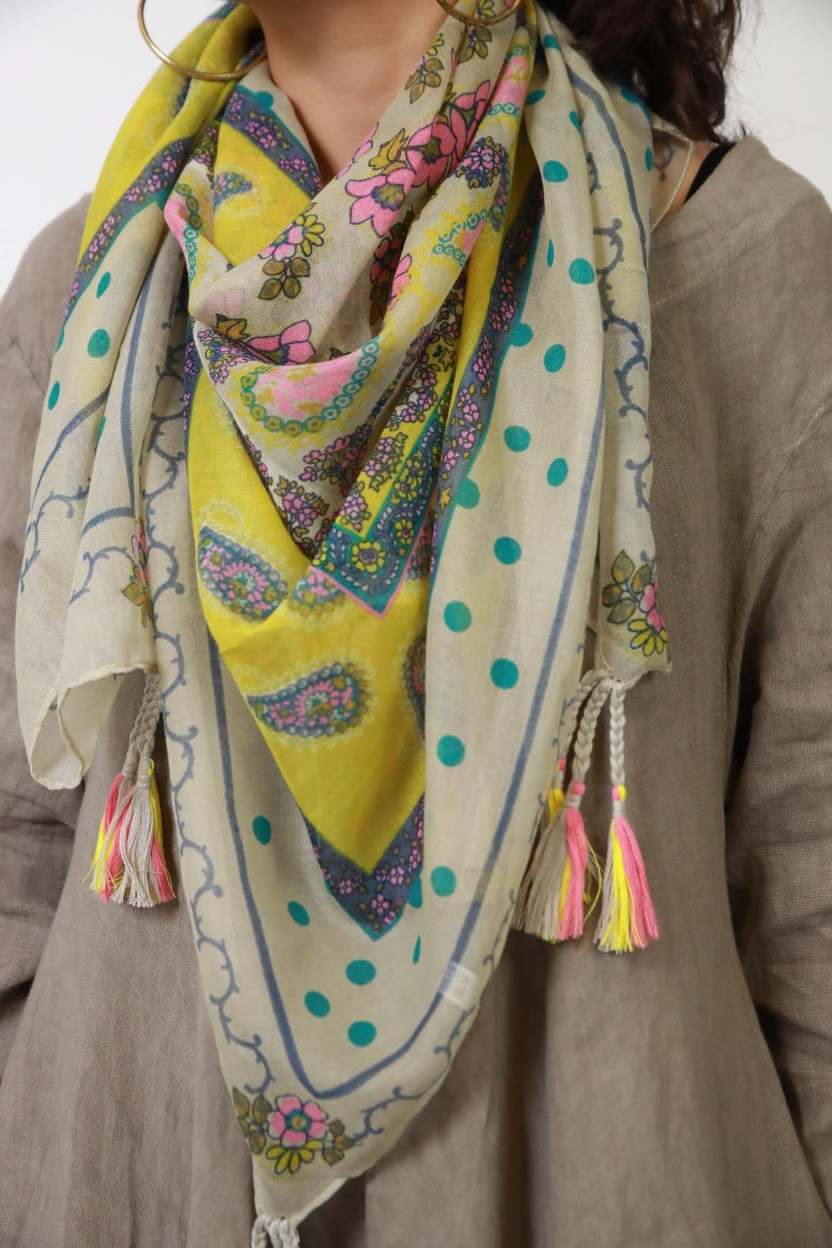 Vizon Rengi Desenli Örgü Püsküllü Şal