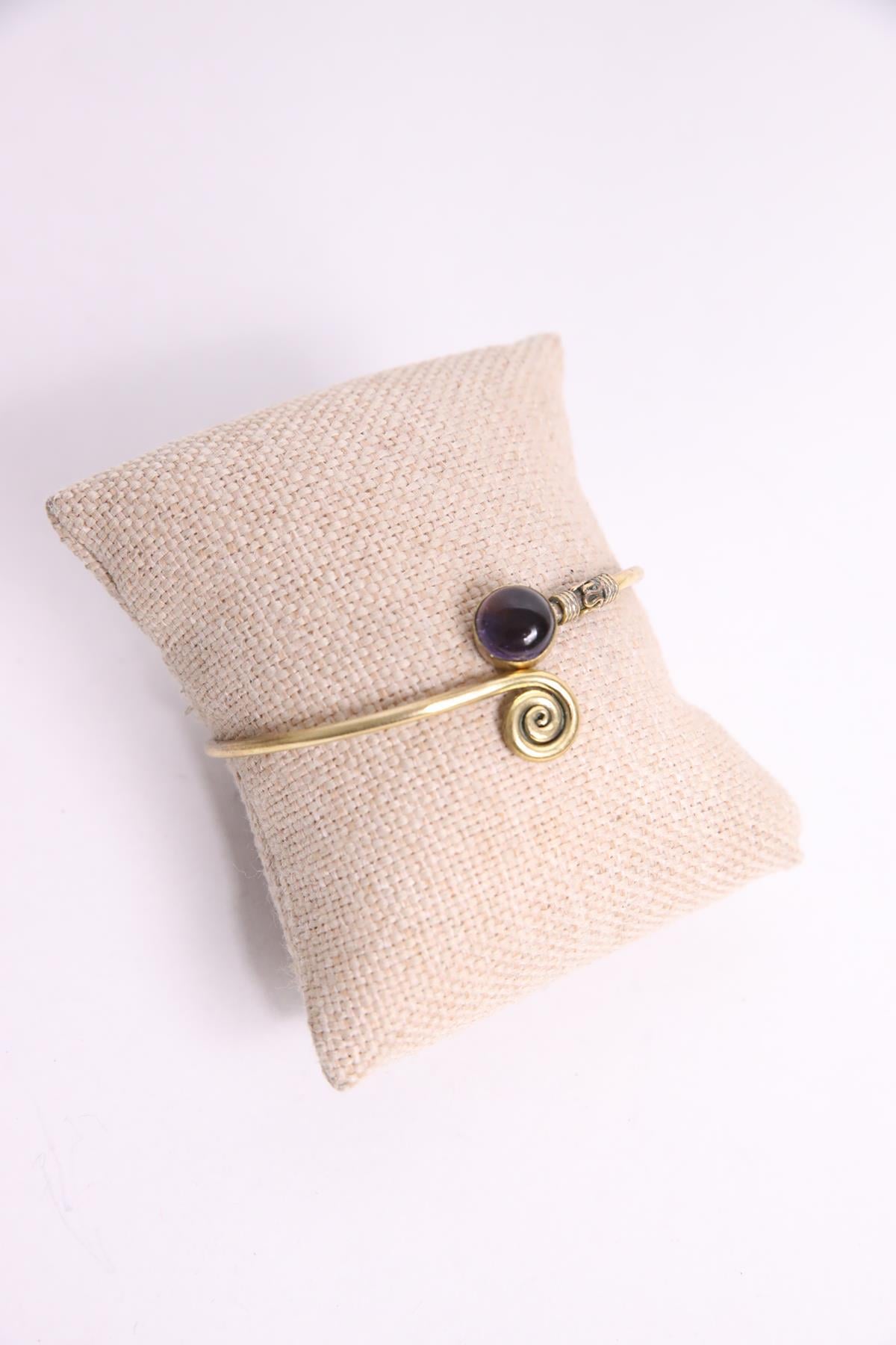 Doğal Taş Detaylı Bronz Bileklik