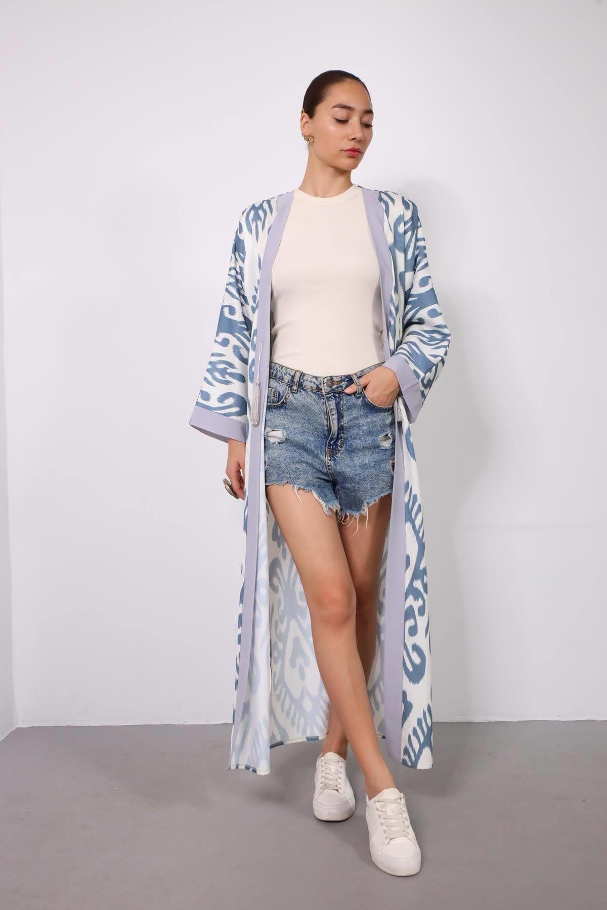 Gri Desenli Yanları Yırtmaçlı Kimono - Şaman Butik Gri Desenli Yanları Yırtmaçlı Kimono