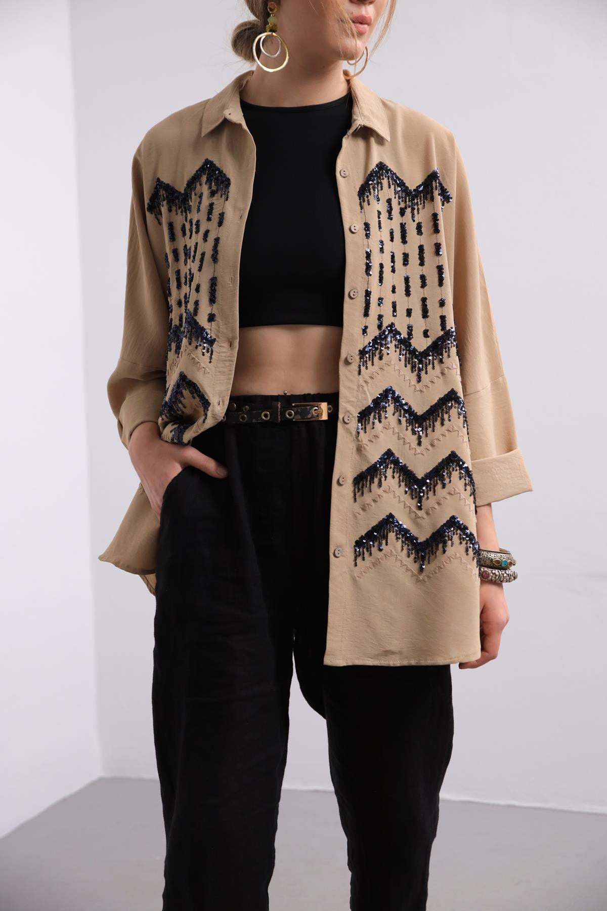 Vizon Pullu Arkası Uzun Gömlek - Şaman Butik Vizon Pullu Arkası Uzun Gömlek