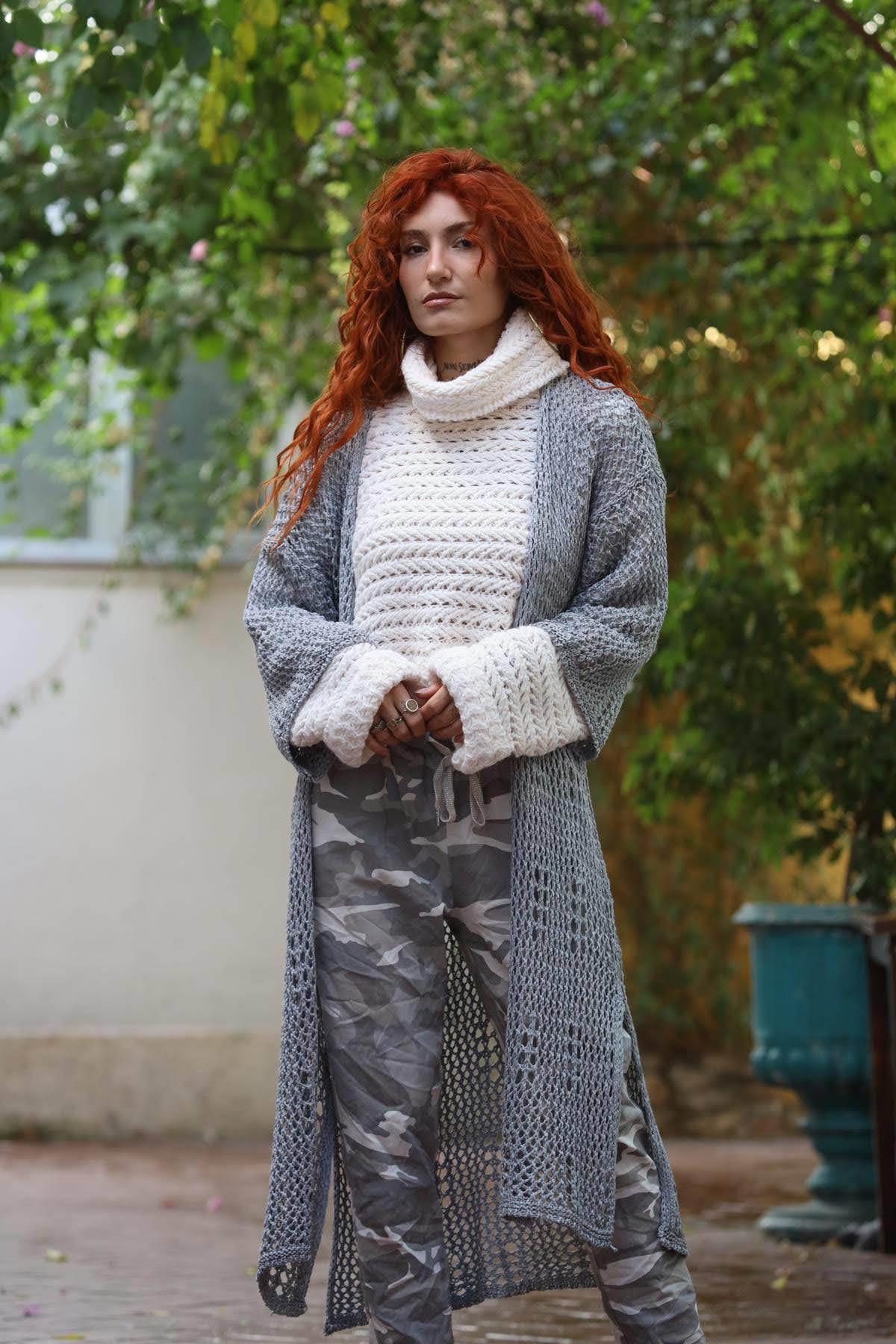 Gri Uzun Lase Triko Hırka