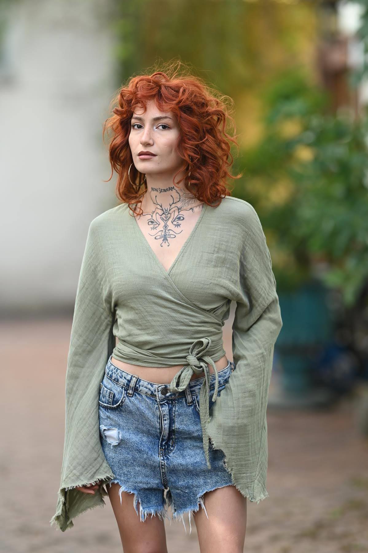 Haki İspanyol Kol Anvelop Crop Bluz