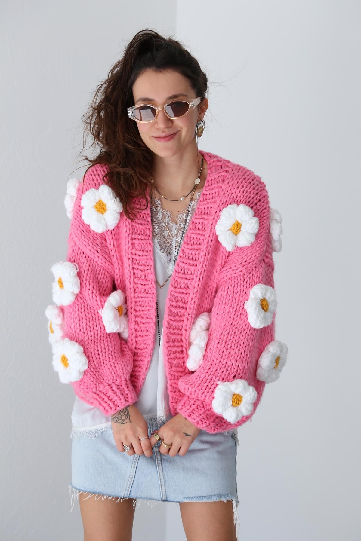 Pink Big Daisy Patterned Knitwear Cardigan - Saman Butik | Shop Online
