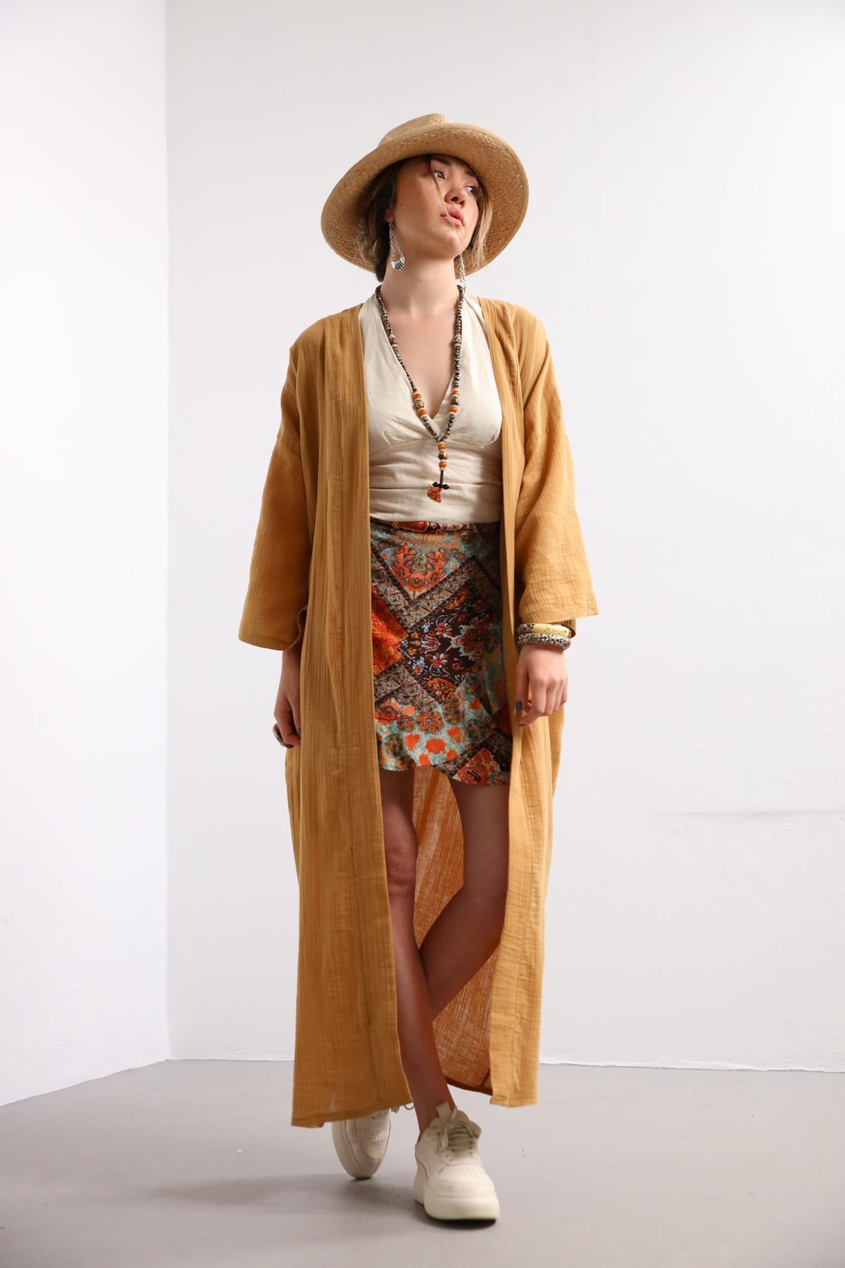  Camel Rengi Kuşaklı Uzun Kaftan