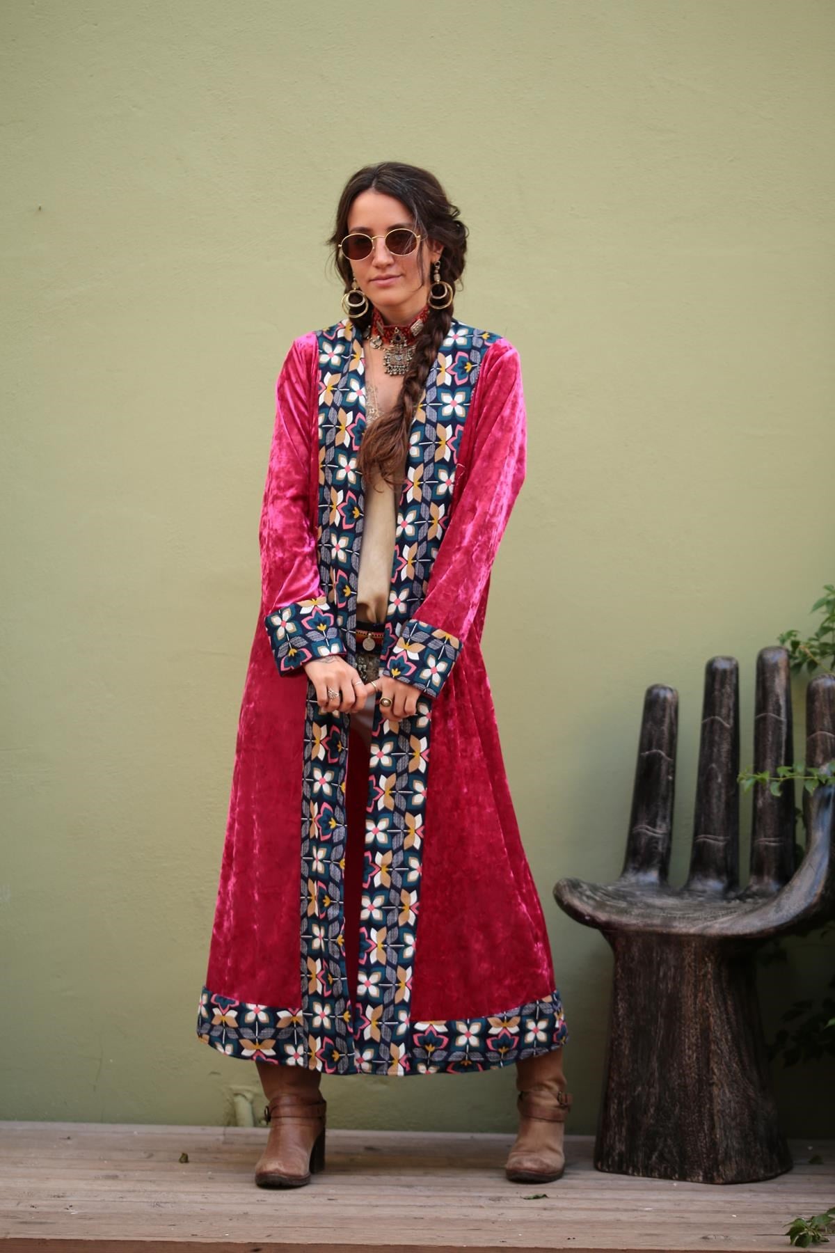 Fuşya Kenarları Desenli Kadife Kaftan - Şaman Butik Fuşya Kenarları Desenli Kadife Kaftan