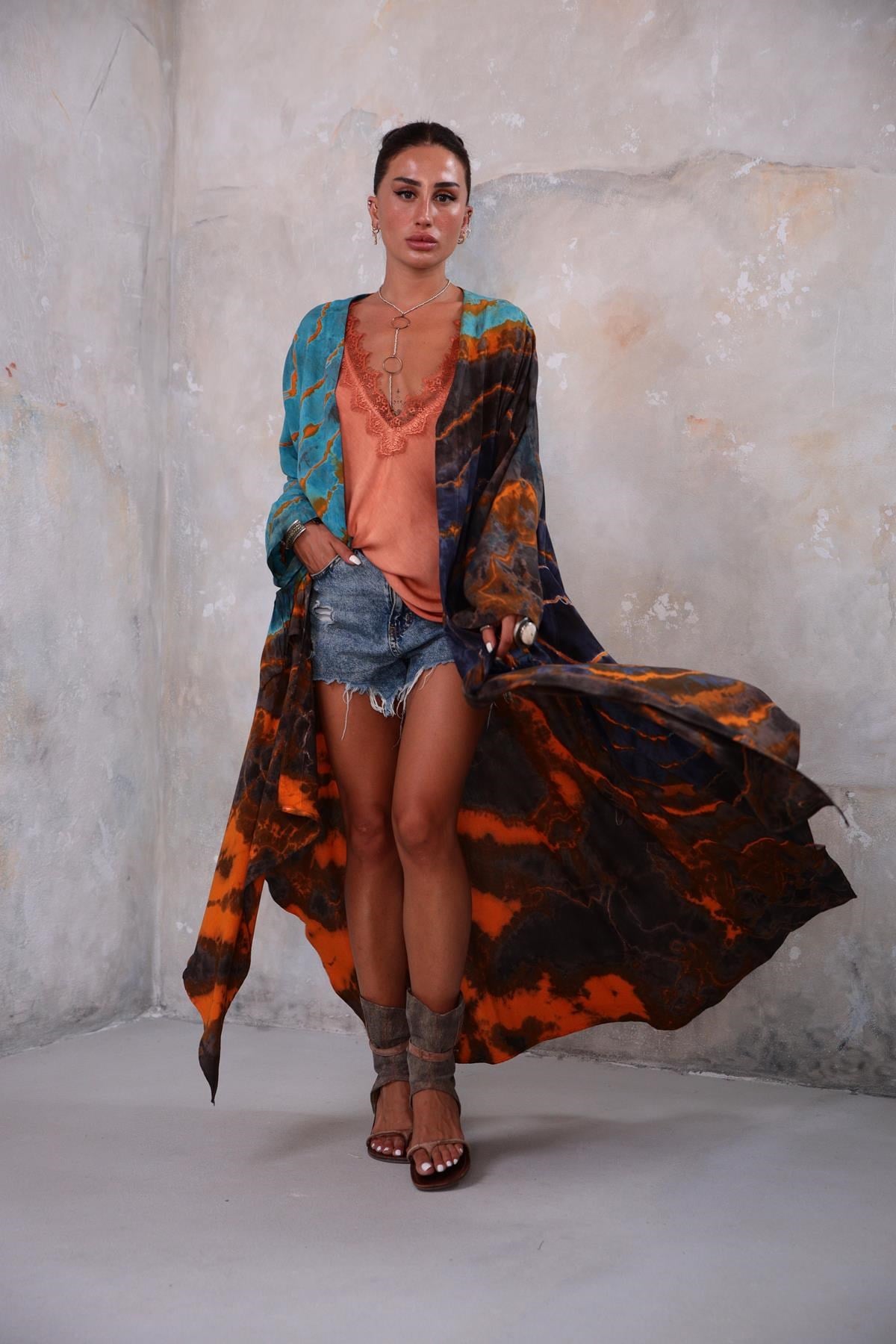  Kahverengi Batik Desenli Cep Detay Kaftan 