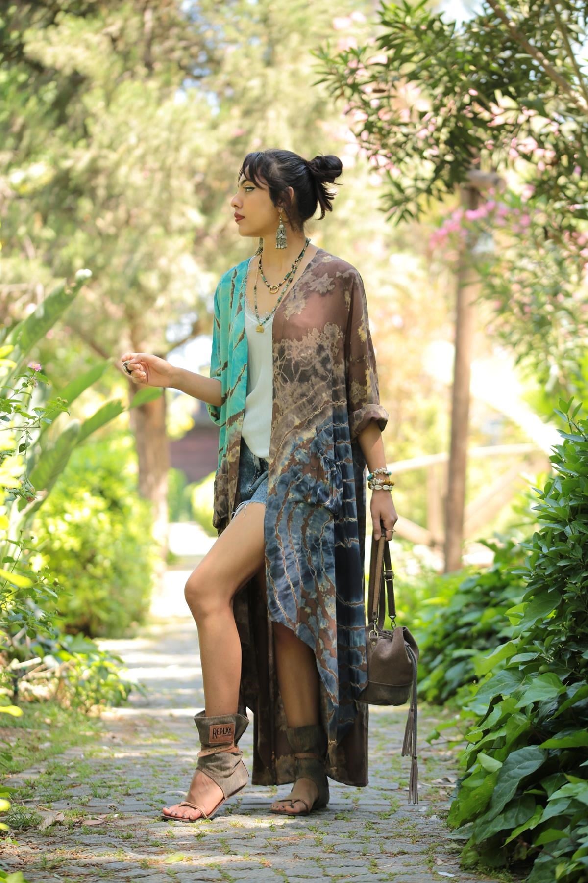  Kahverengi Batik Desenli Cep Detay Kaftan 