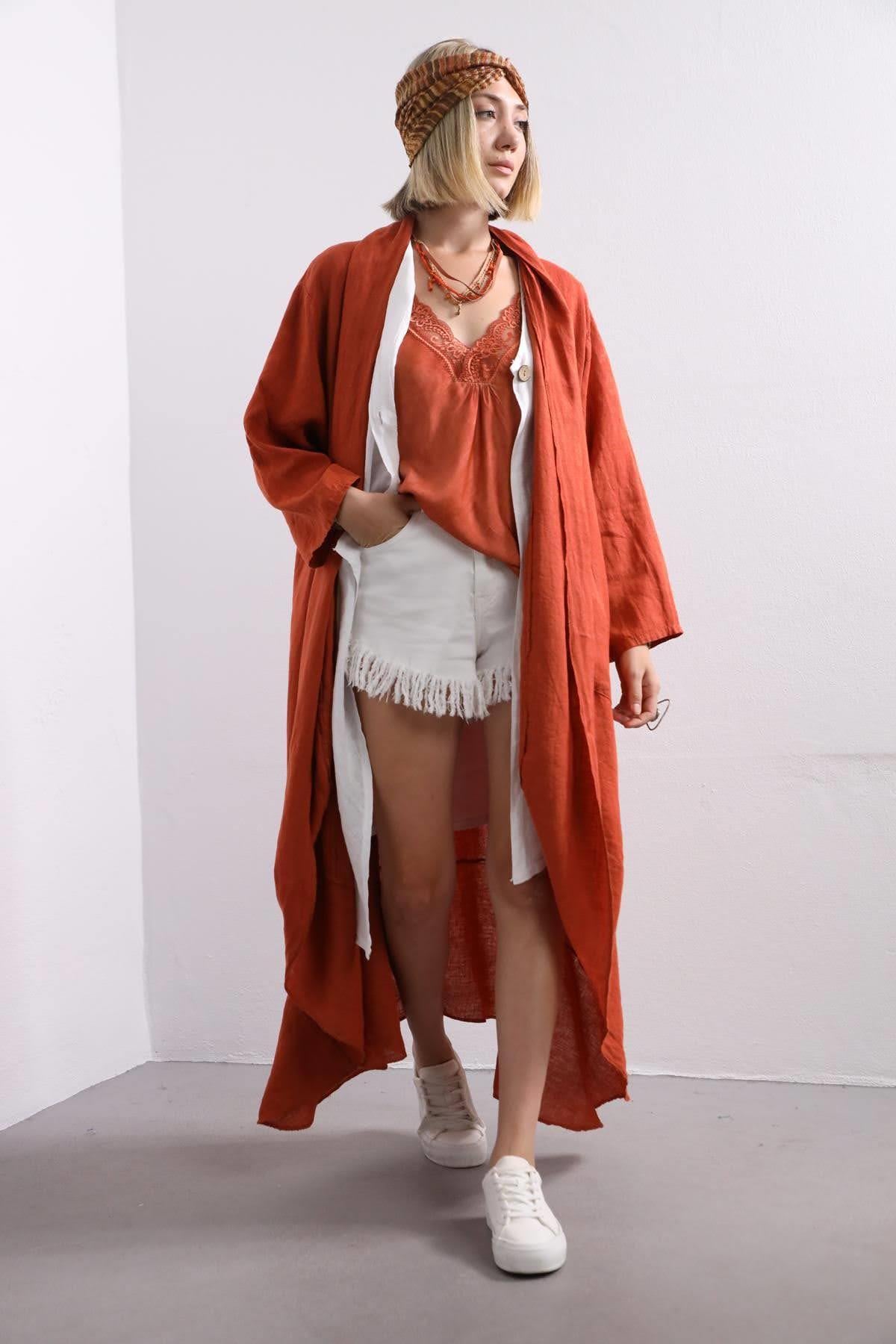 Kiremit Rengi Cepli Arkası Dikiş Detaylı Keten Kaftan - Şaman Butik Kiremit Rengi Cepli Arkası Dikiş Detaylı Keten Kaftan