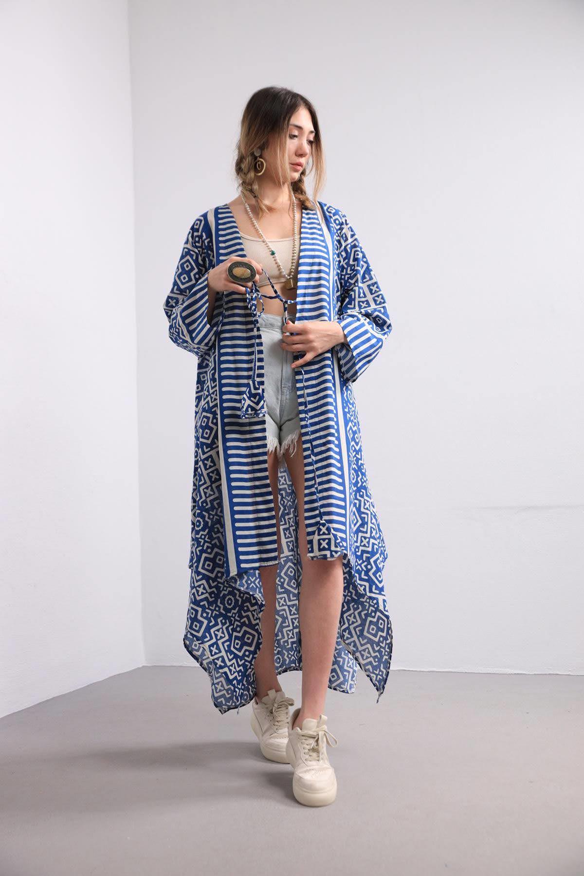 Mavi Tribal Desenli Asimetrik Kaftan - Şaman Butik - Bohem Giyim ve Aksesuar | Kadın & Erkek Mavi Tribal Desenli Asimetrik Kaftan
