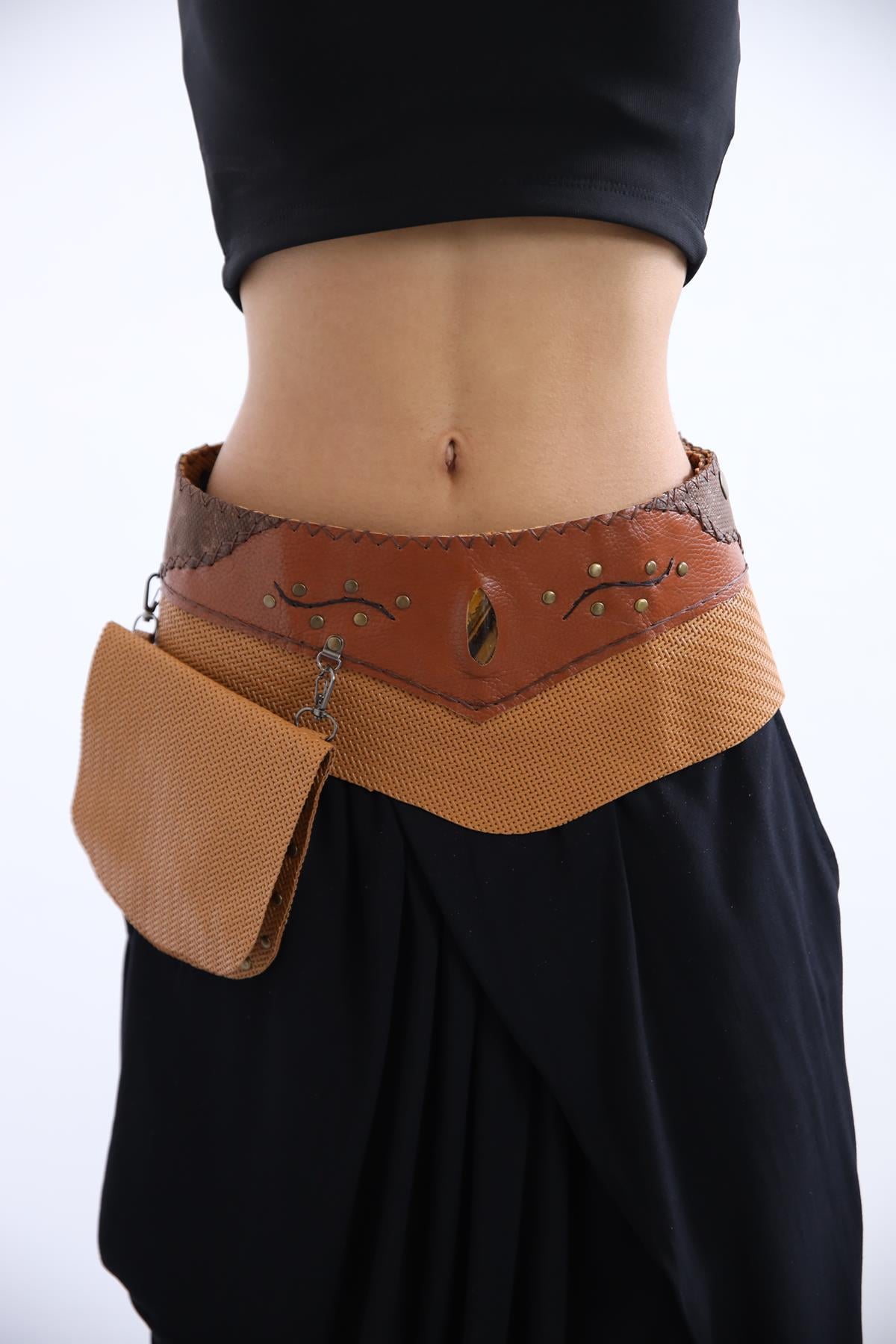 Camel Rengi Cepli Deri Kemer - Şaman Butik Camel Rengi Cepli Deri Kemer