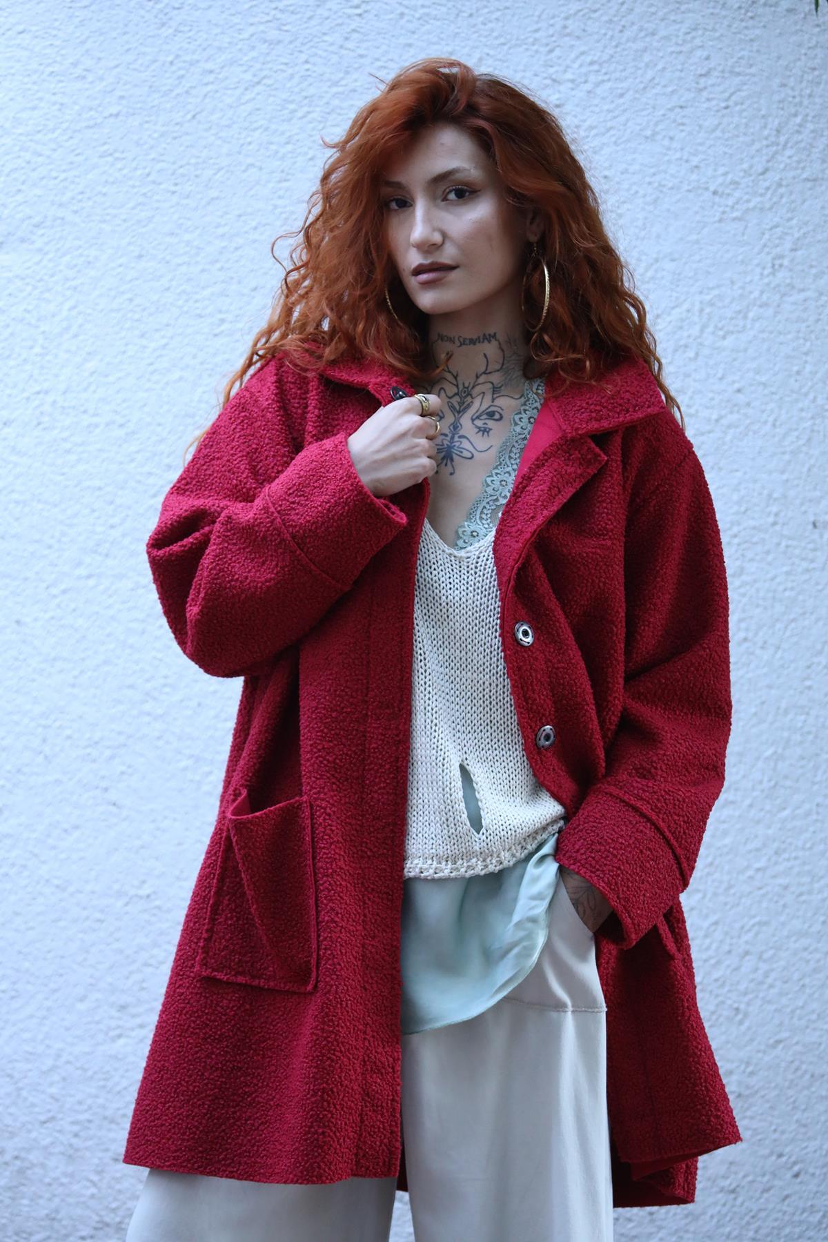 Kırmızı Çıtçıtlı Buklet Kaban