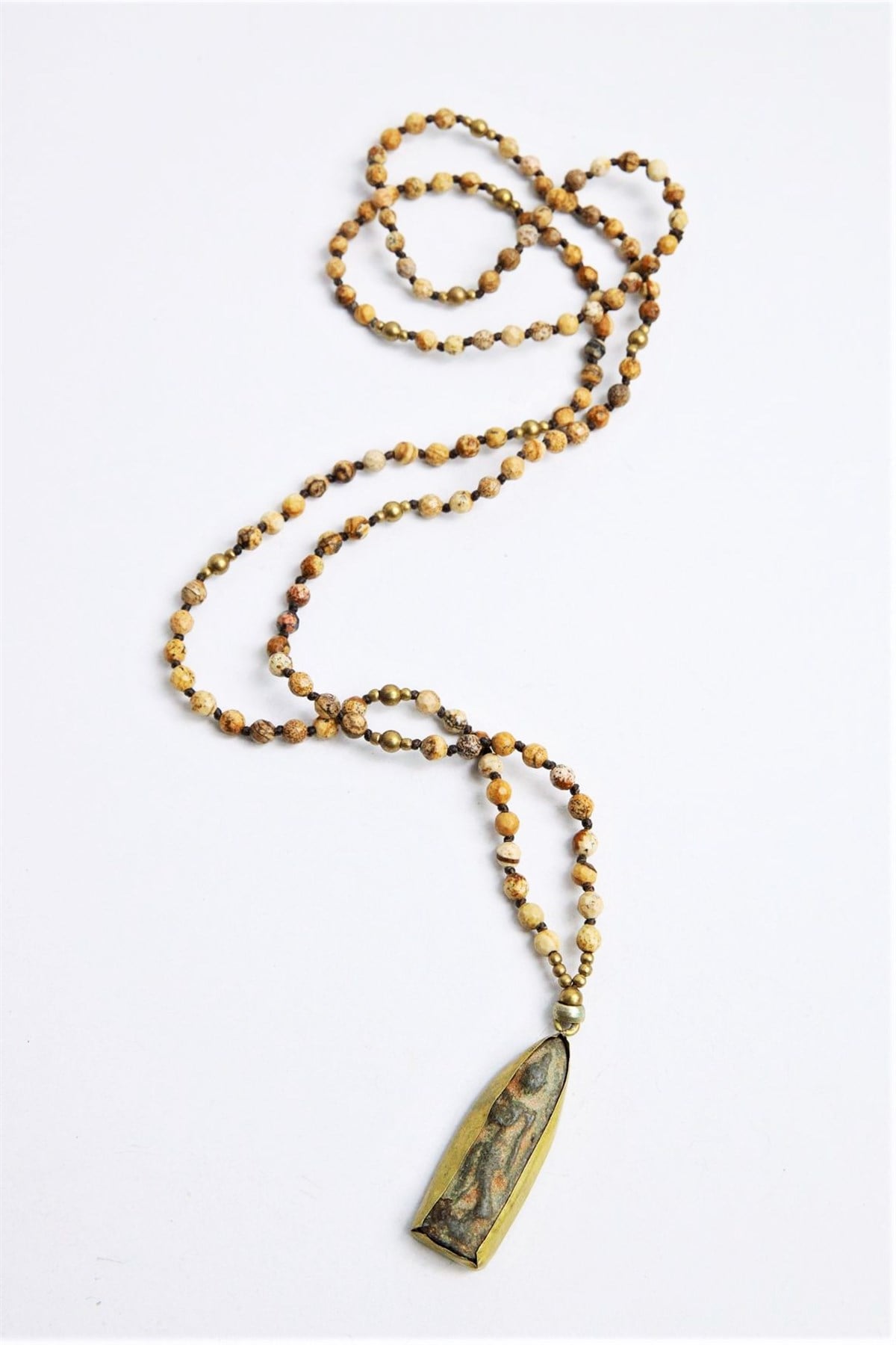  Bronz Kaplama Figürlü Tasarım Granit Taşlı Kolye