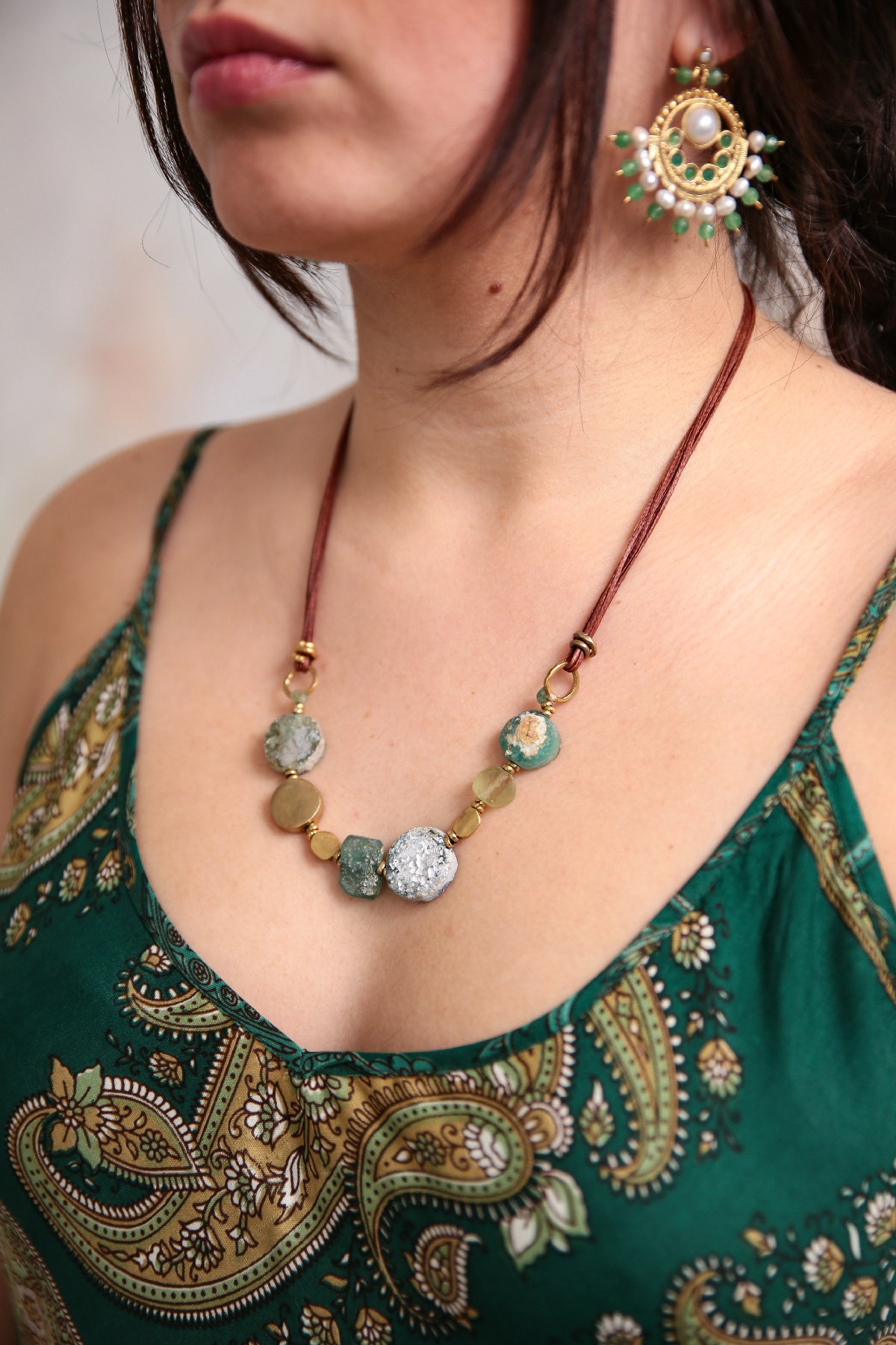 Bronz Parçalı Antika Cam Tasarım Kolye - Şaman Butik Bronz Parçalı Antika Cam Tasarım Kolye