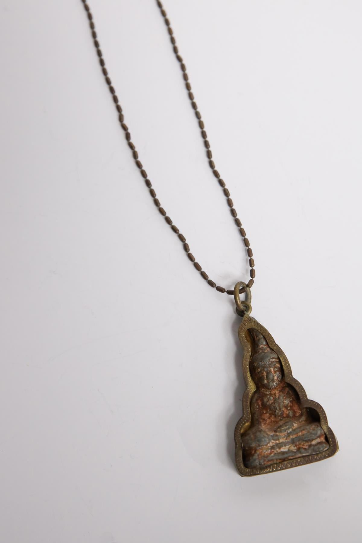 Buddha Detaylı Eskitme Tasarım Kolye - Şaman Butik Buddha Detaylı Eskitme Tasarım Kolye