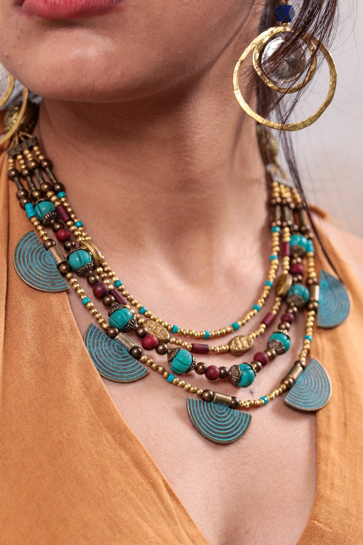 Geometrik Antik Parça Detaylı Çoklu Tasarım Kolye - Şaman Butik Geometrik Antik Parça Detaylı Çoklu Tasarım Kolye