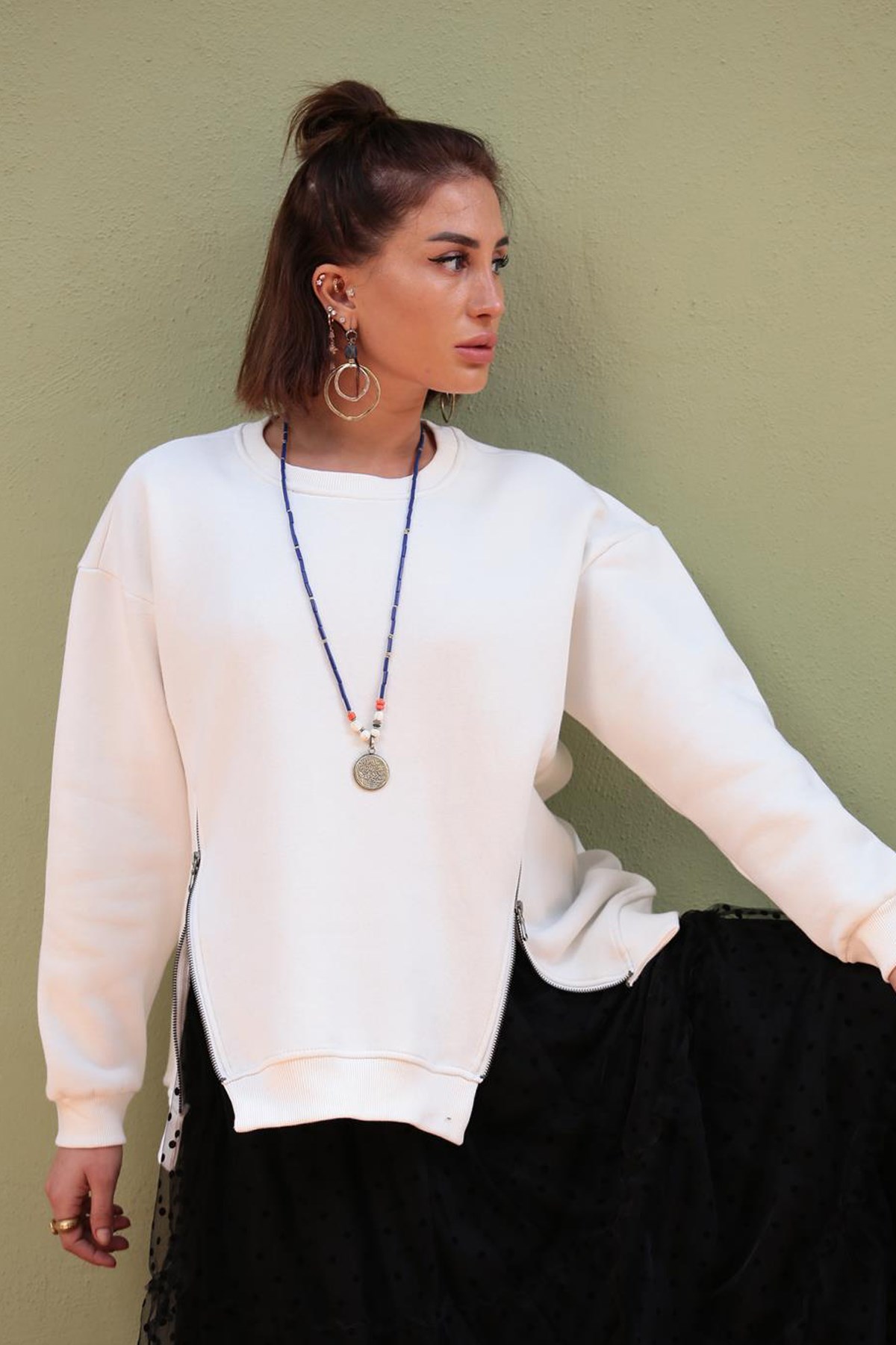 Gümüş Kaplama Madalyon Detaylı Lapis Taşlı Tasarım Kolye - Şaman Butik Gümüş Kaplama Madalyon Detaylı Lapis Taşlı Tasarım Kolye