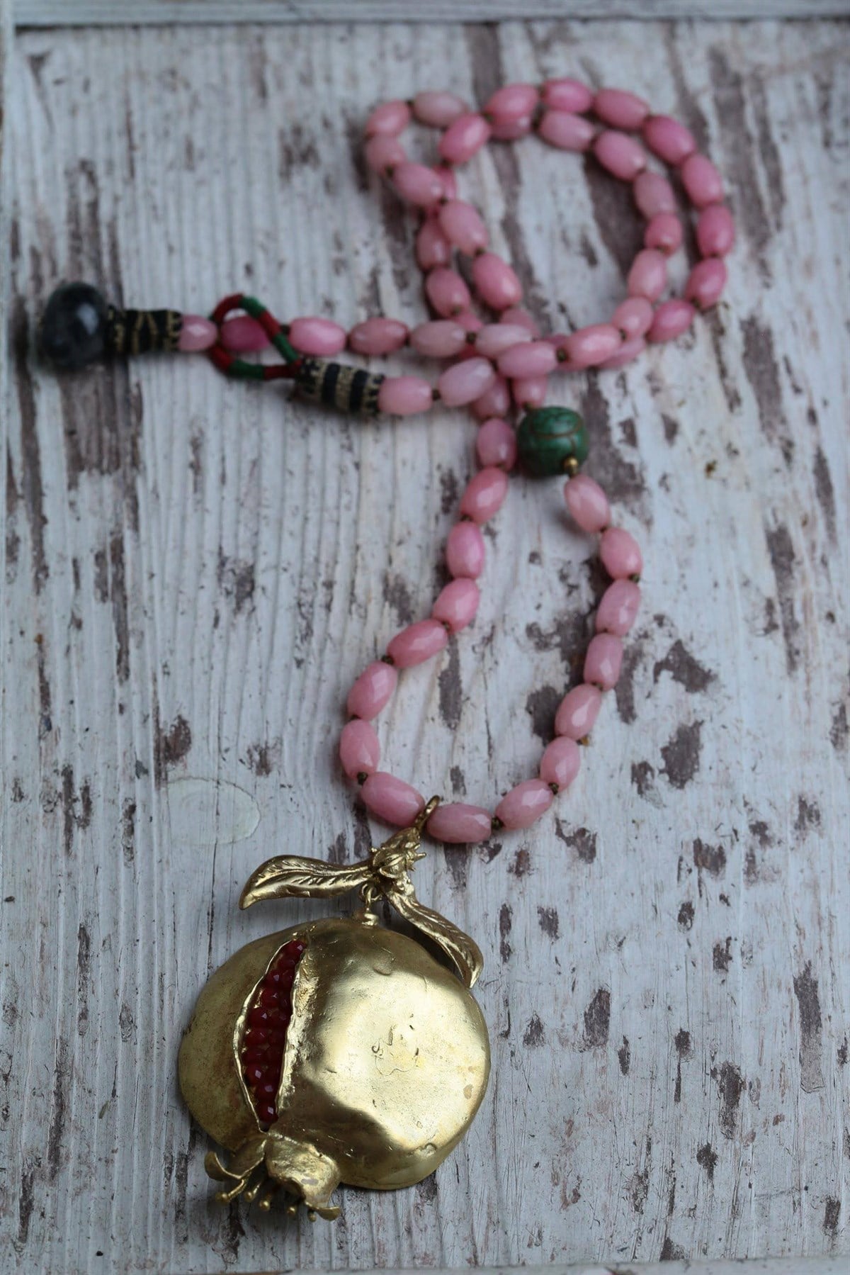 Mercan Taşlı Bronz Narlı Kolye - Şaman Butik Mercan Taşlı Bronz Narlı Kolye