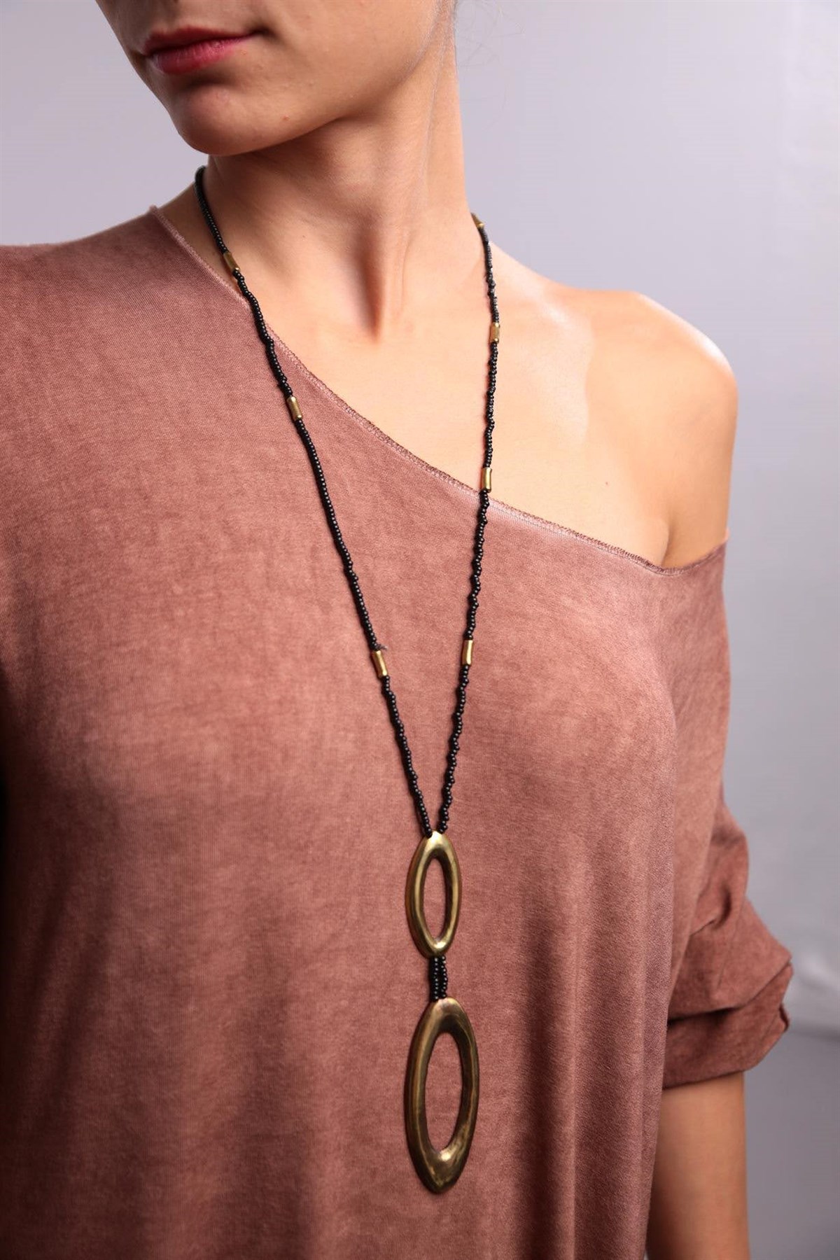  Oval Bronz Parça Detaylı Doğal Taş Boncuklu Tasarım Kolye