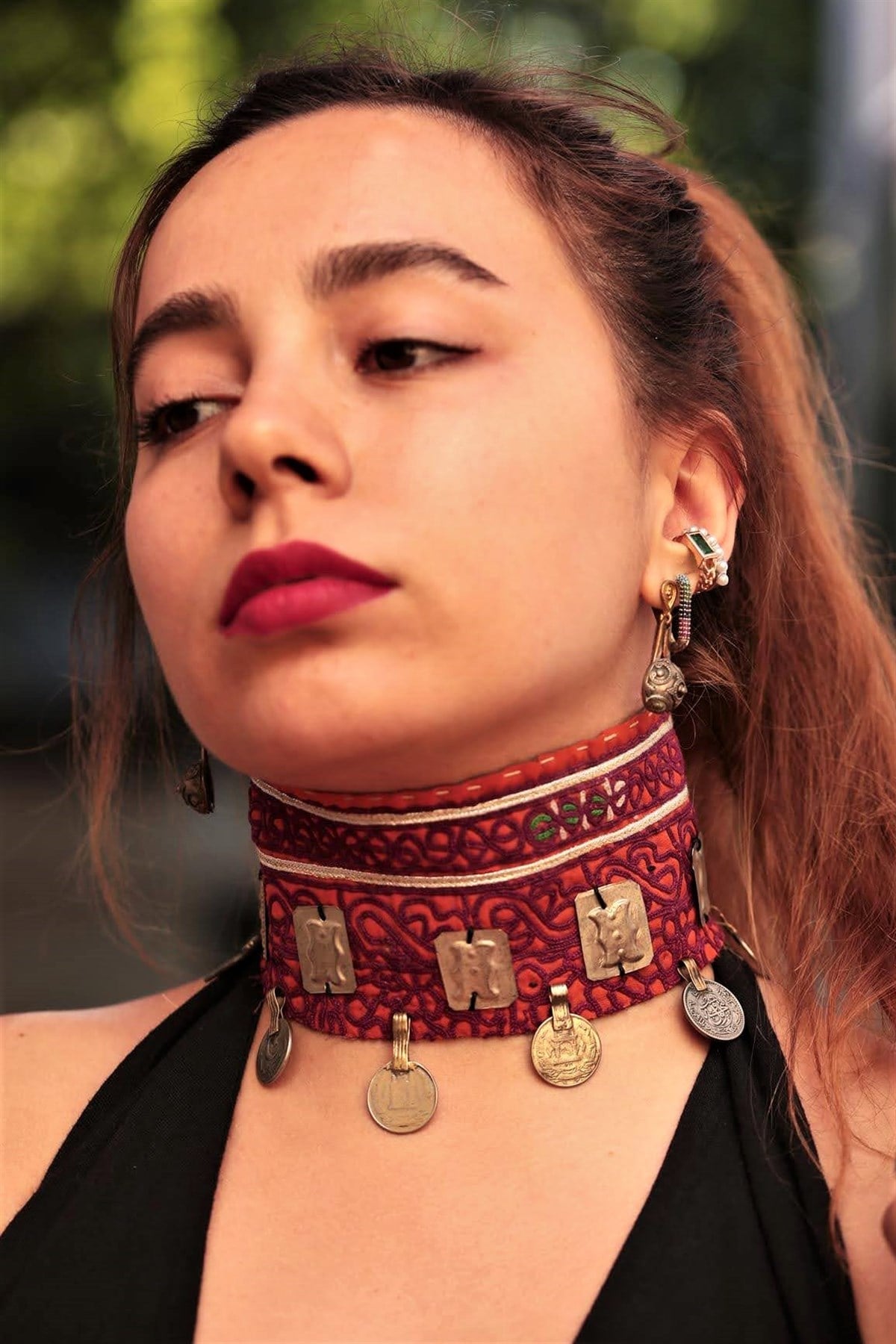 Turuncu Tabanlı Bordo İşlemeli Tasma Kolye - Şaman Butik Turuncu Tabanlı Bordo İşlemeli Tasma Kolye