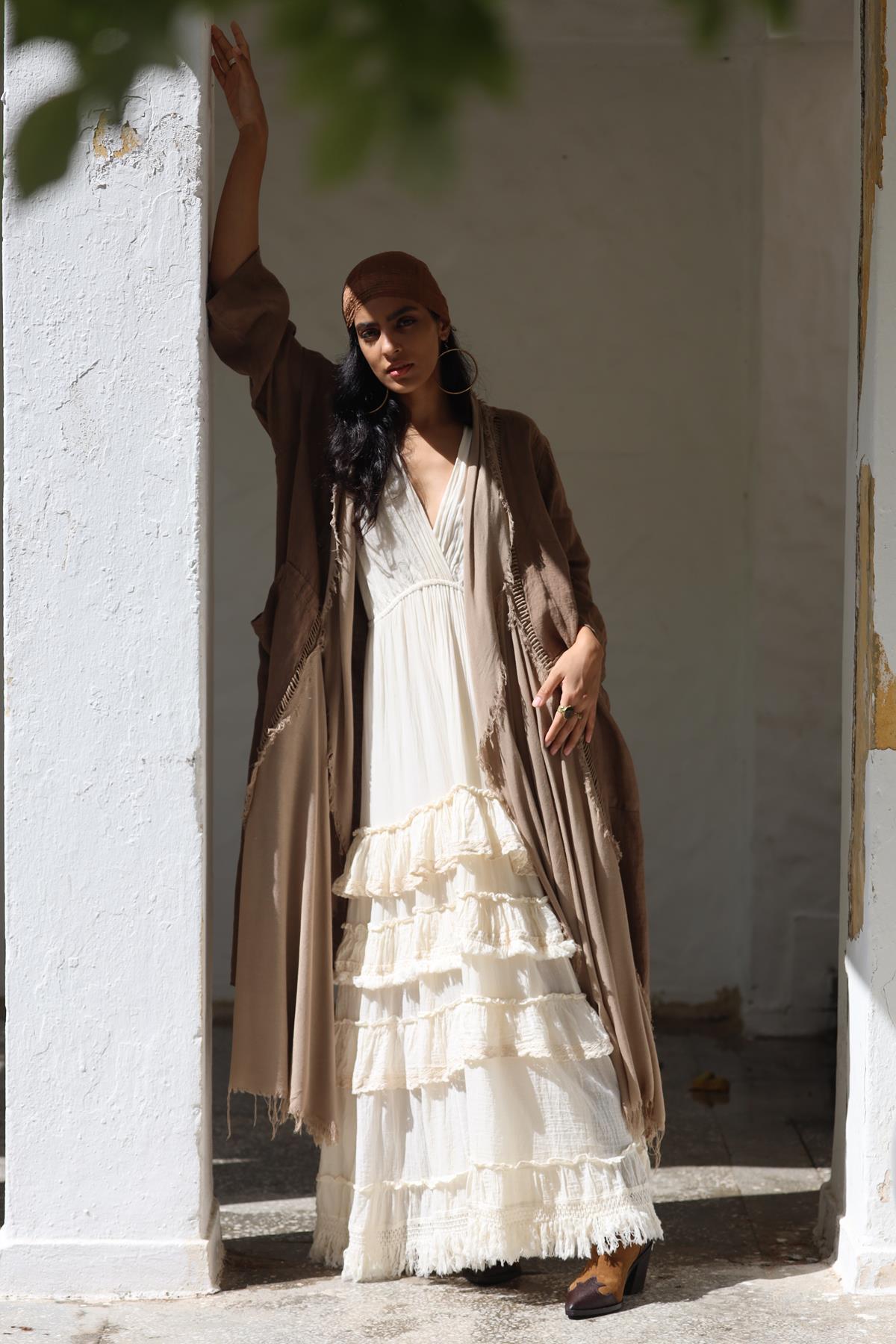 Koyu Kahverengi Sırt Detaylı Keten Kaftan