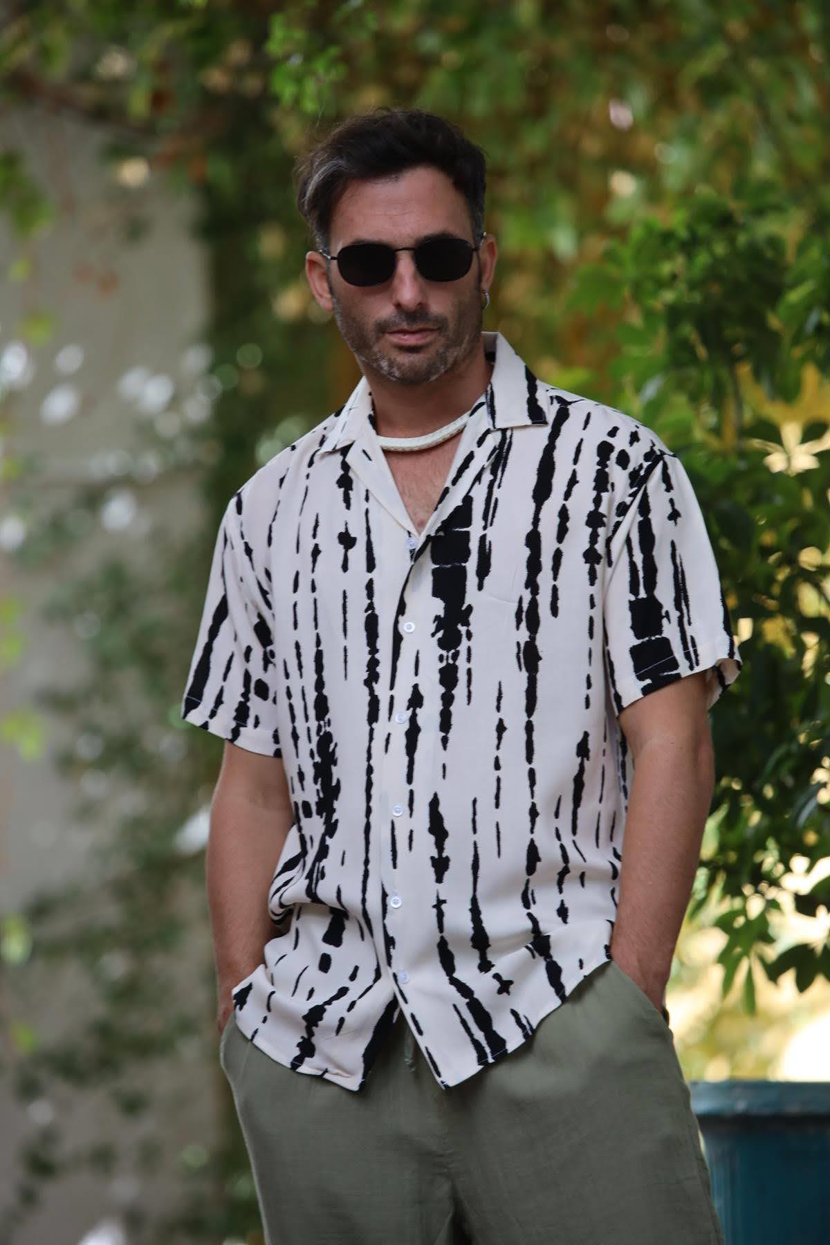 Krem Rengi Desenli Kısa Kollu Erkek Gömlek