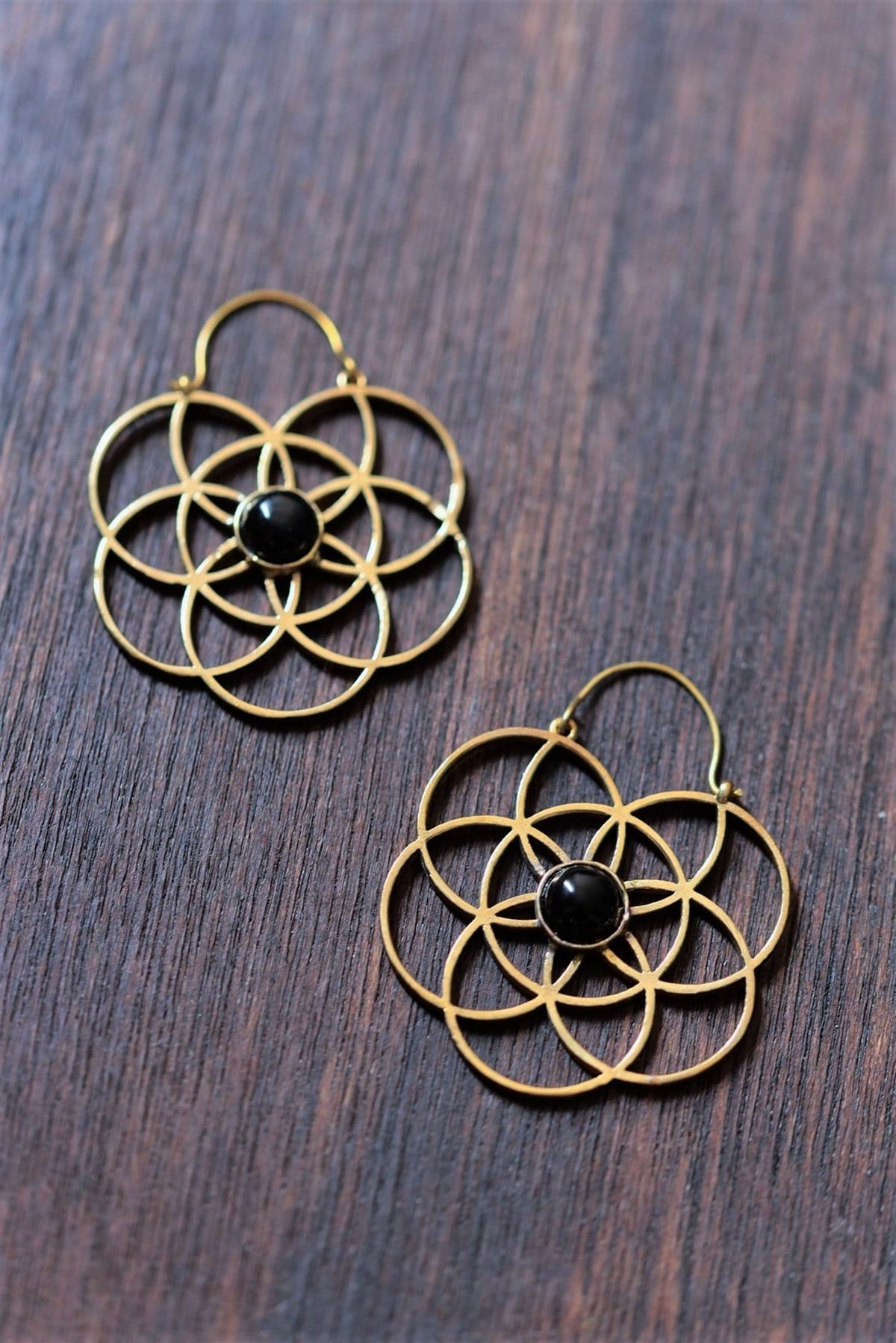  Bronz Antik İşlemeli Doğal Taşlı Tasarım Küpe