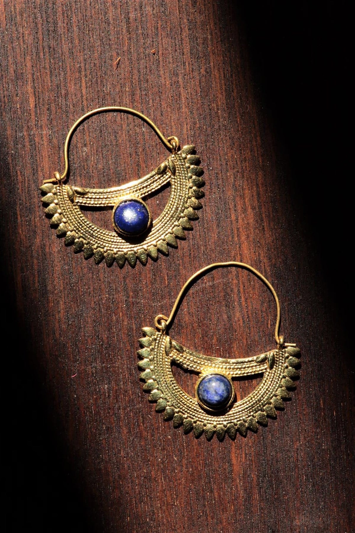  Bronz Antik İşlemeli Doğal Taşlı Tasarım Küpe