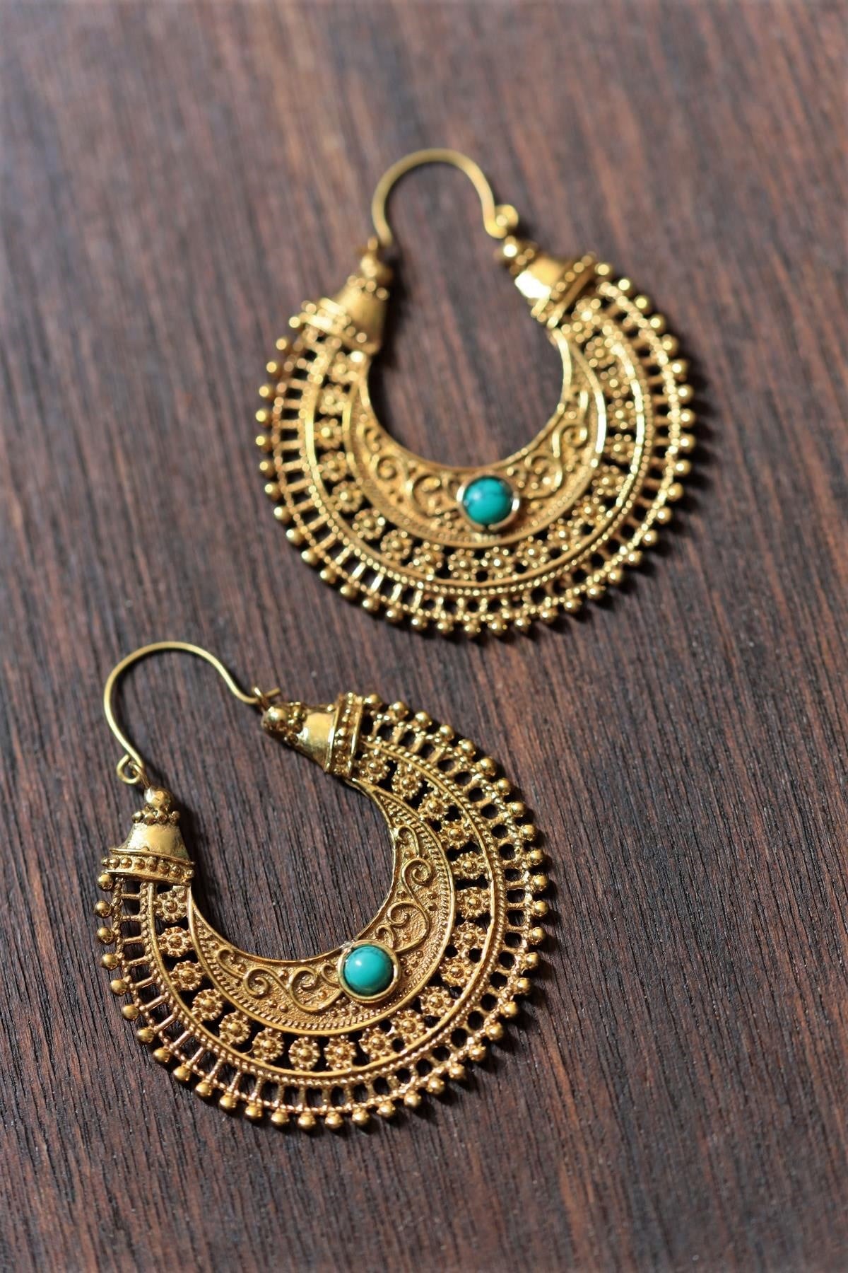  Bronz Antik İşlemeli Doğal Taşlı Tasarım Küpe