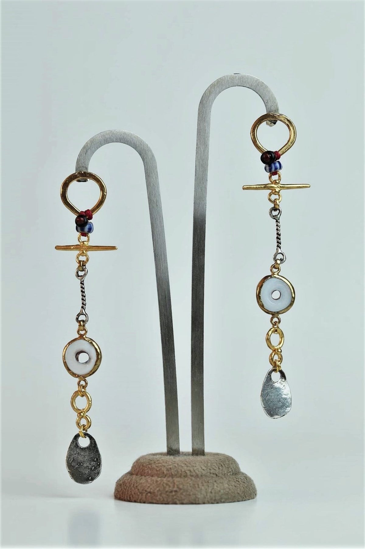 Gümüş Detaylı Bronz Sallantılı Küpe - Şaman Butik Gümüş Detaylı Bronz Sallantılı Küpe