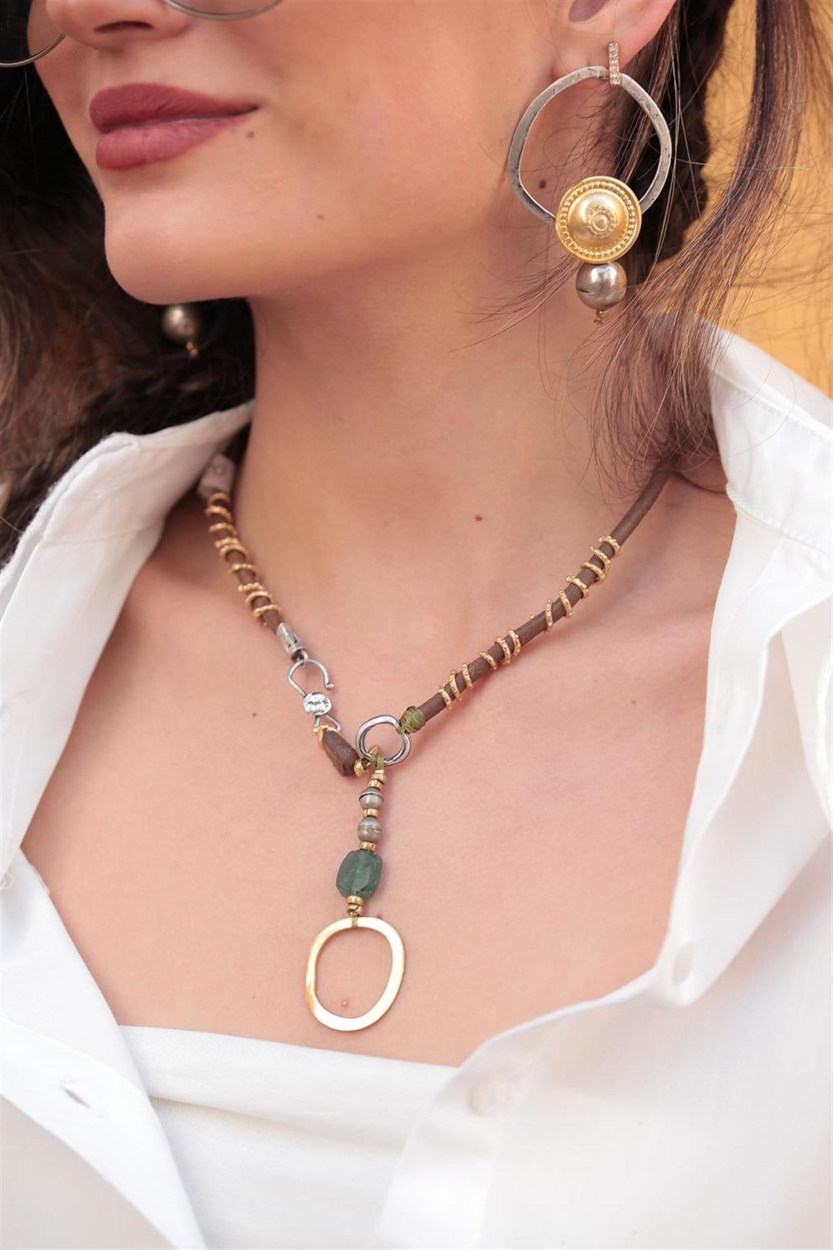 Gümüş Detaylı Yuvarlak Antik Küpe - Şaman Butik Gümüş Detaylı Yuvarlak Antik Küpe