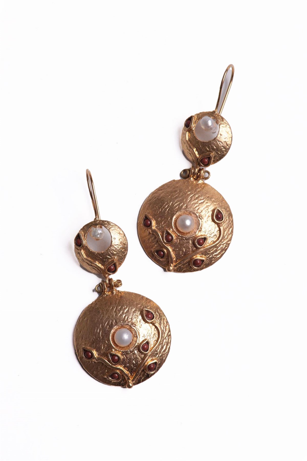  Mercan Ve inci Taş Gömme Bronz Tasarım Küpe