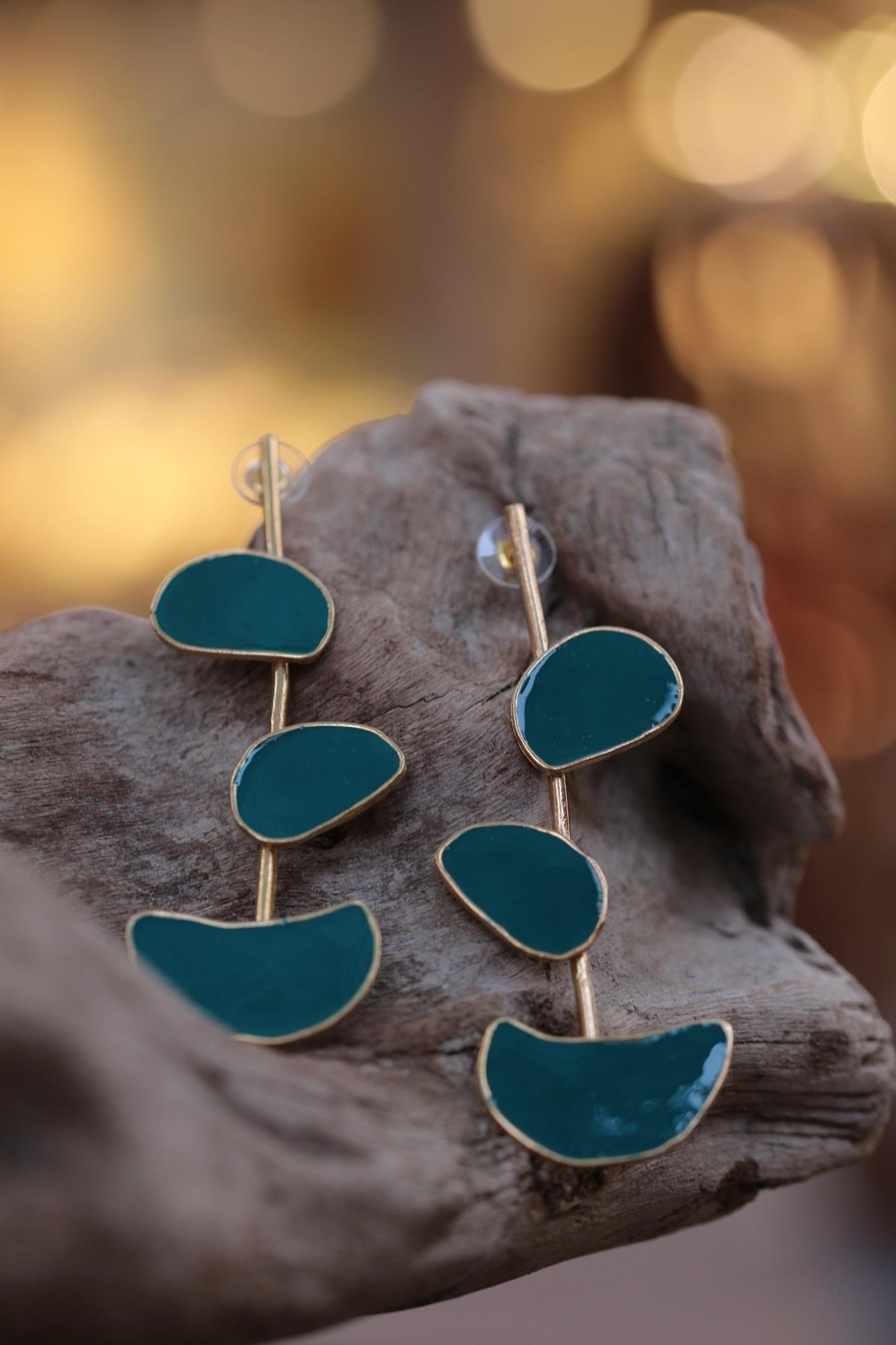 Petrol Yeşili Tasarım Uzun Küpe - Şaman Butik Petrol Yeşili Tasarım Uzun Küpe