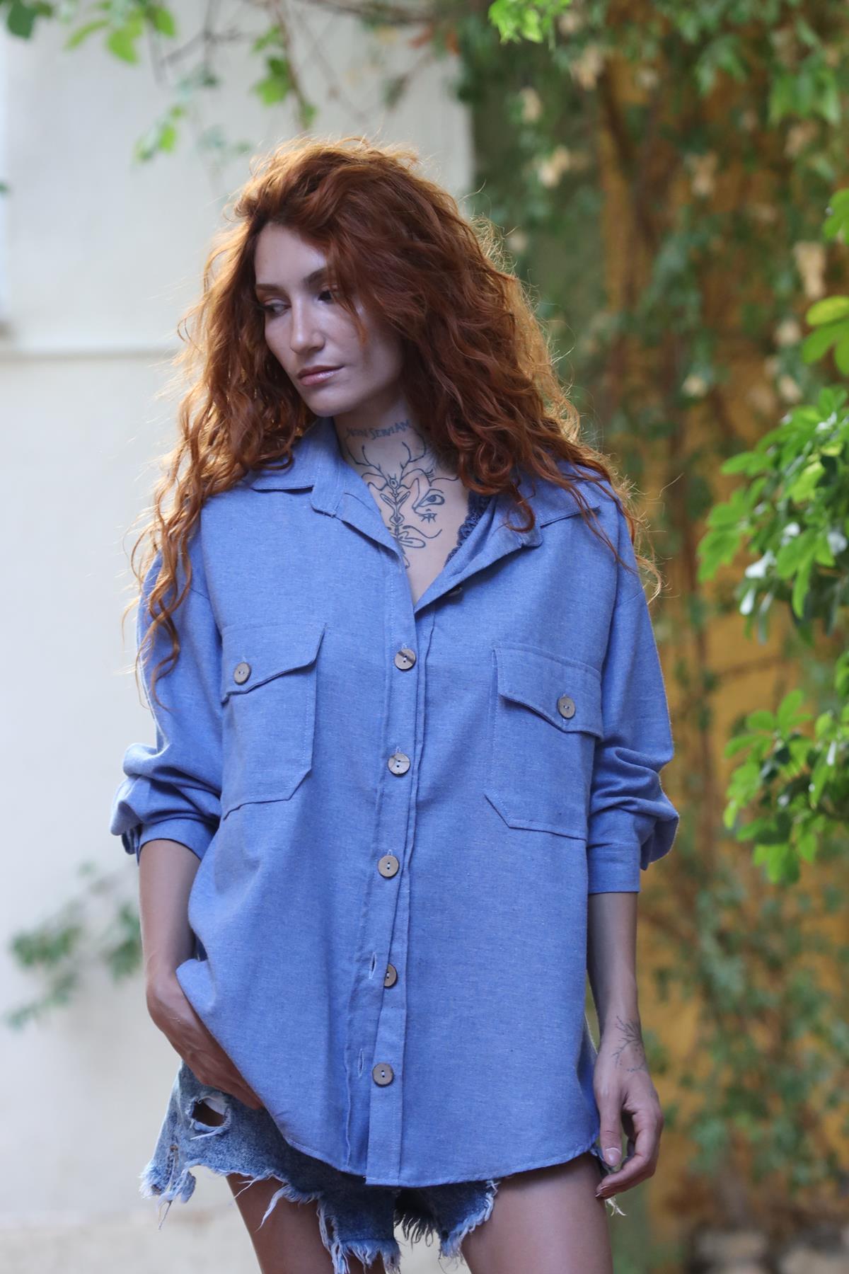Mavi Kapaklı Çift Cepli Gömlek