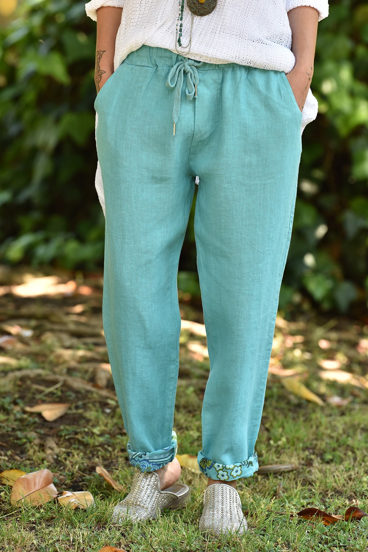 Mavi Paça Detaylı Havuç Kesim Keten Pantolon - Şaman Butik - Bohem Giyim ve  Aksesuar | Kadın & Erkek