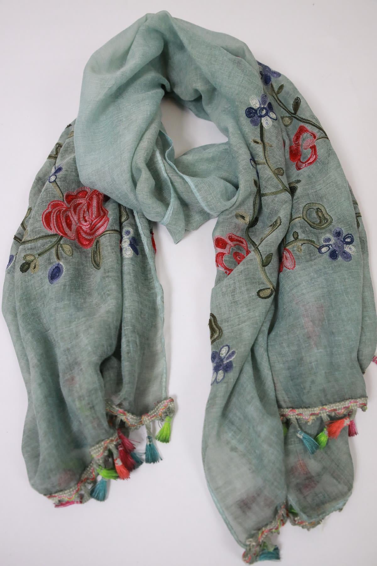 Mint Yeşili İşlemeli Püsküllü Şal