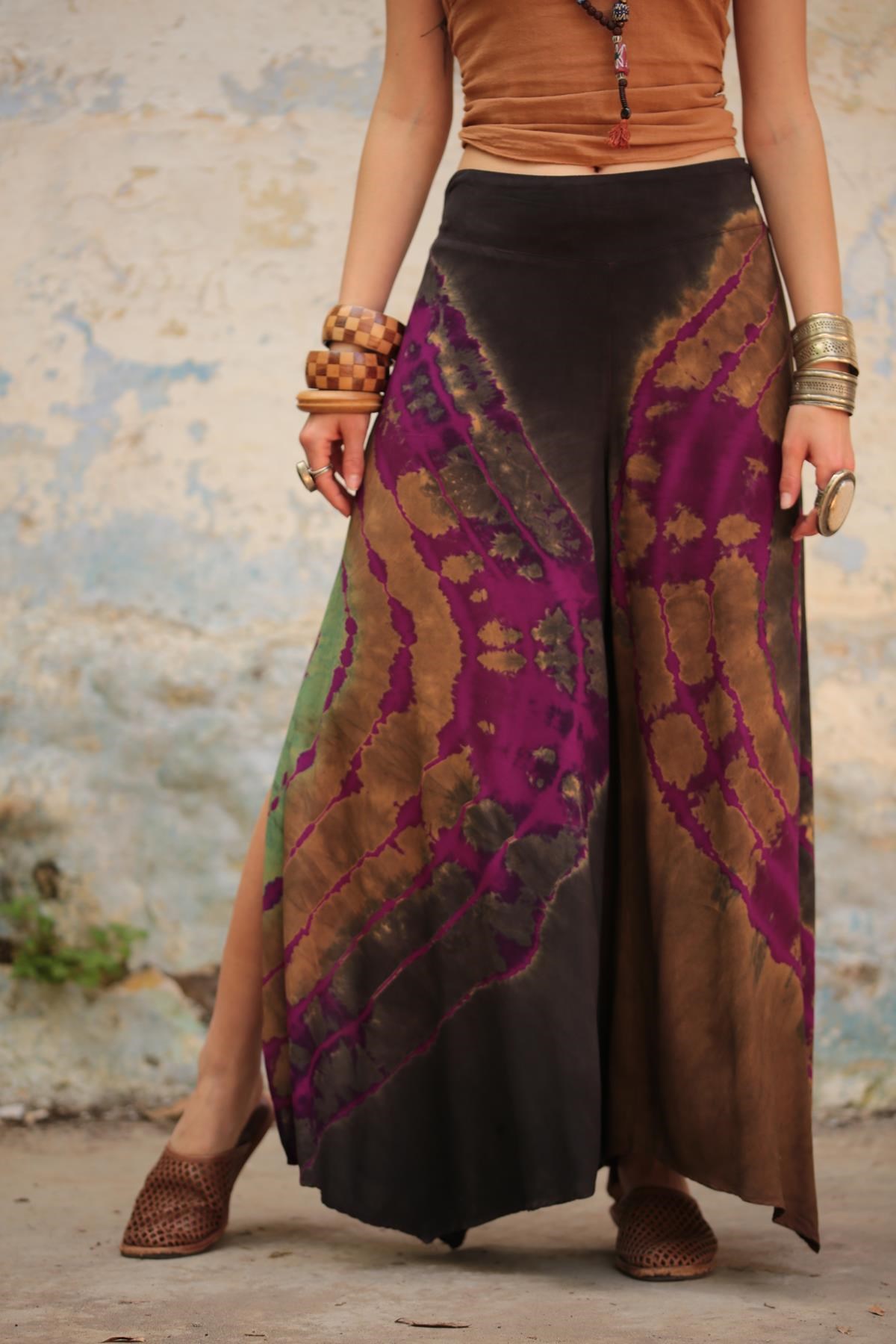 Kahverengi Batik Desenli Yırtmaçlı Pantolon - Şaman Butik - Bohem Giyim ve  Aksesuar | Kadın & Erkek