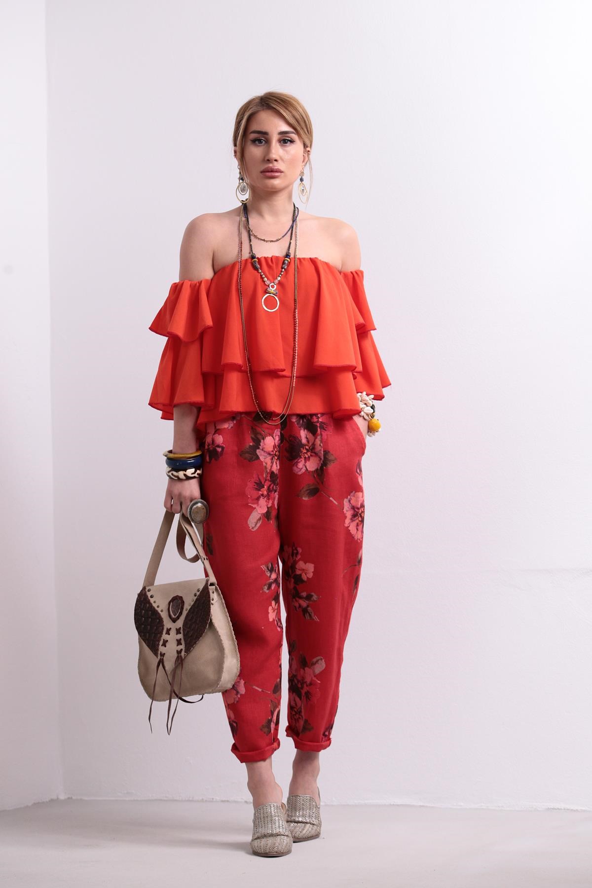 Saman Butik | Shop Online Red Floral Linen Carrot Trousers