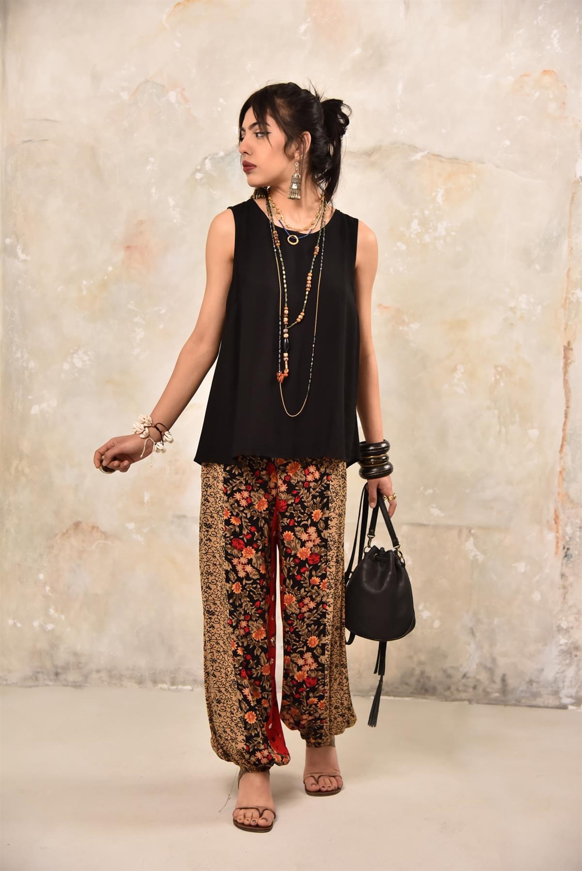 Kırmızı Patchwork Desenli Beli Lastikli Şalvar Pantolon - Şaman Butik Kırmızı Patchwork Desenli Beli Lastikli Şalvar Pantolon